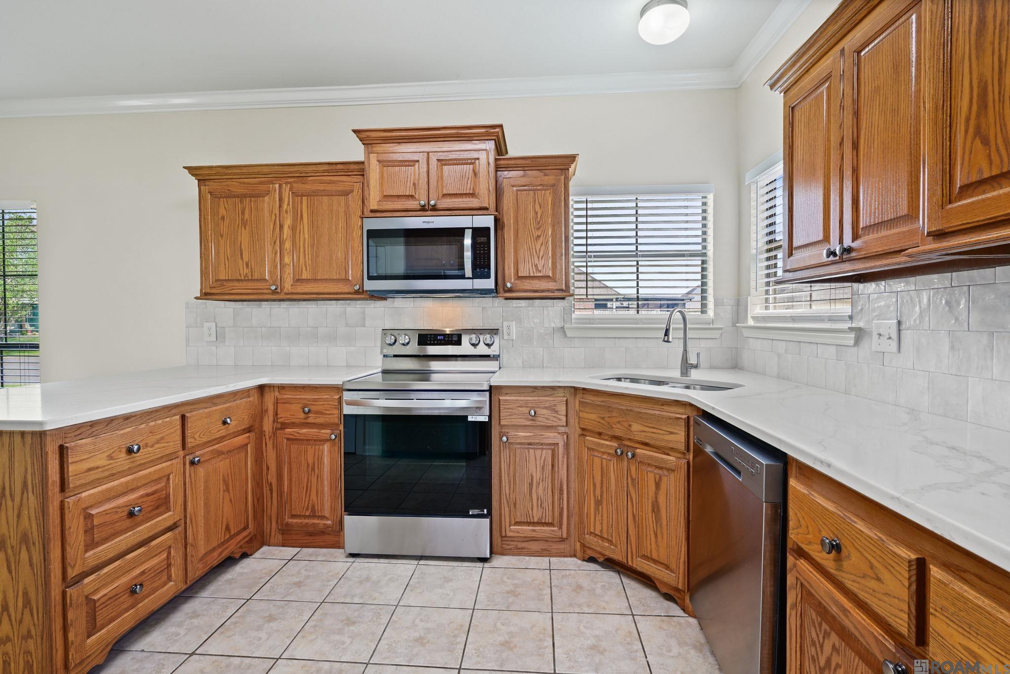 40403 Cross Creek Ave, Gonzales, LA, 70737