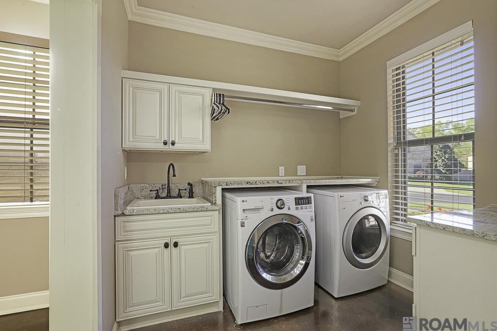 11090 Toria Ln, St Amant, LA, 70774