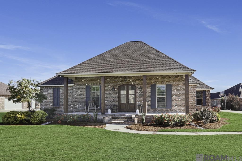 11090 Toria Ln, St Amant, LA, 70774