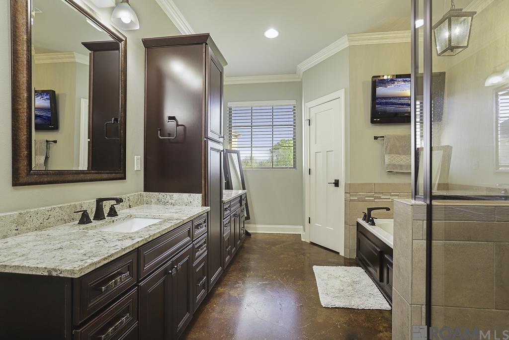 11090 Toria Ln, St Amant, LA, 70774