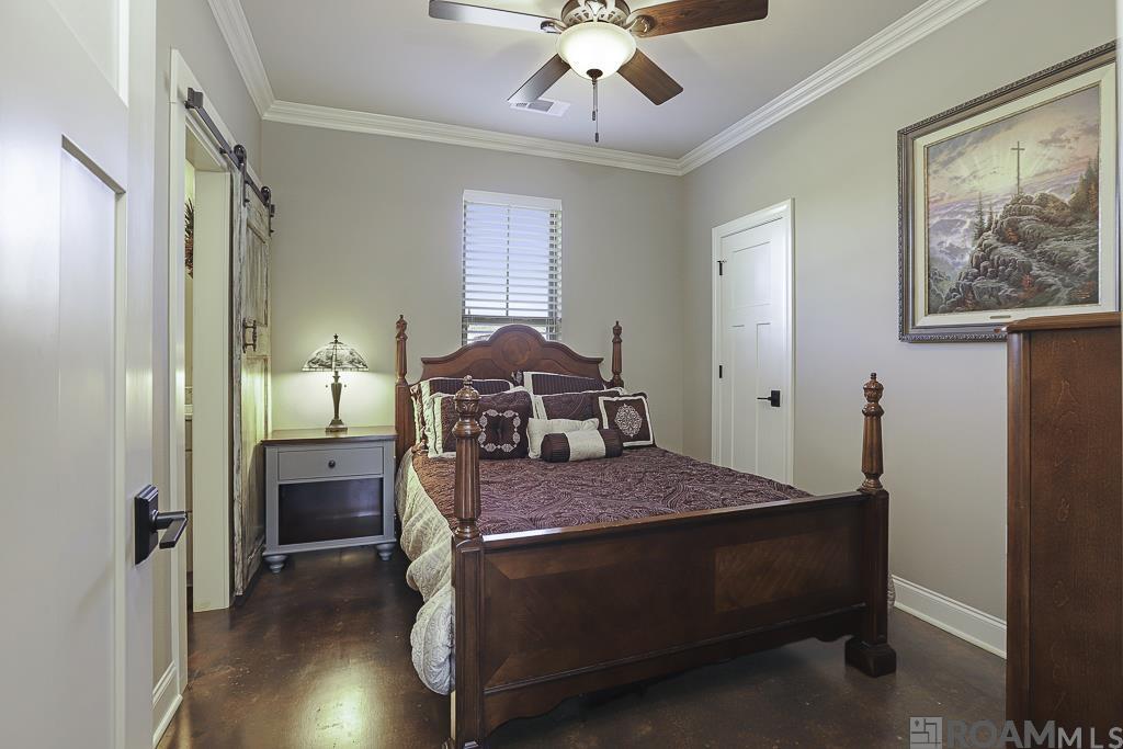 11090 Toria Ln, St Amant, LA, 70774