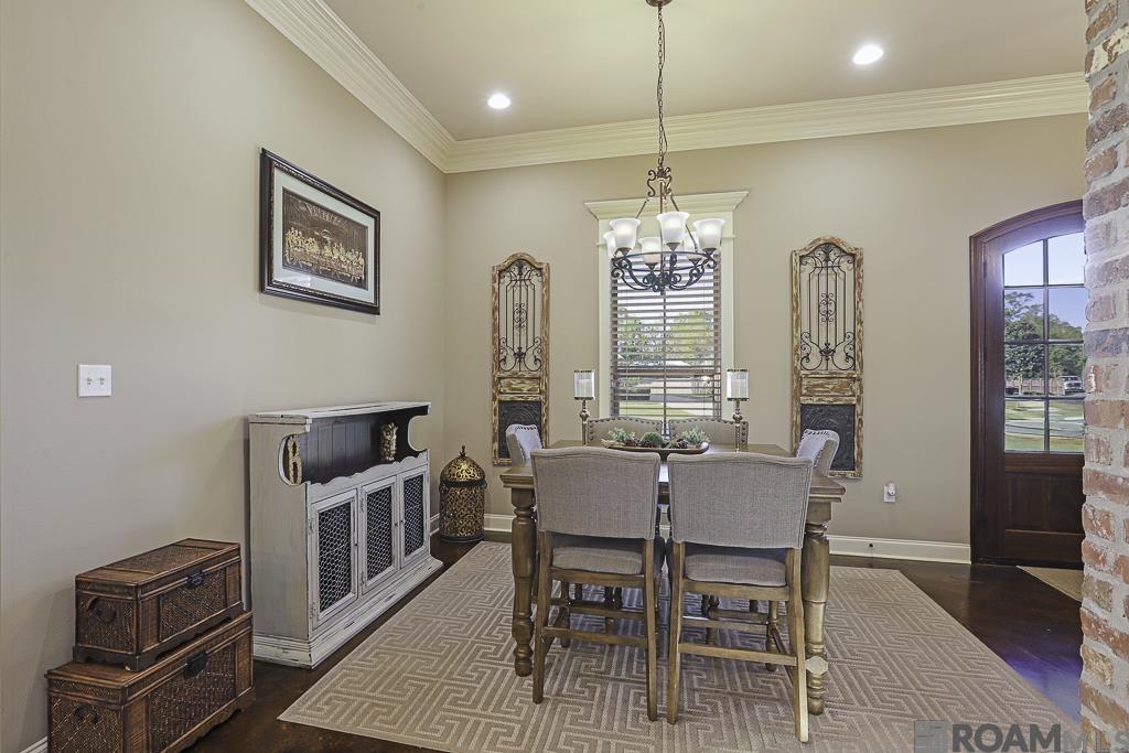 11090 Toria Ln, St Amant, LA, 70774