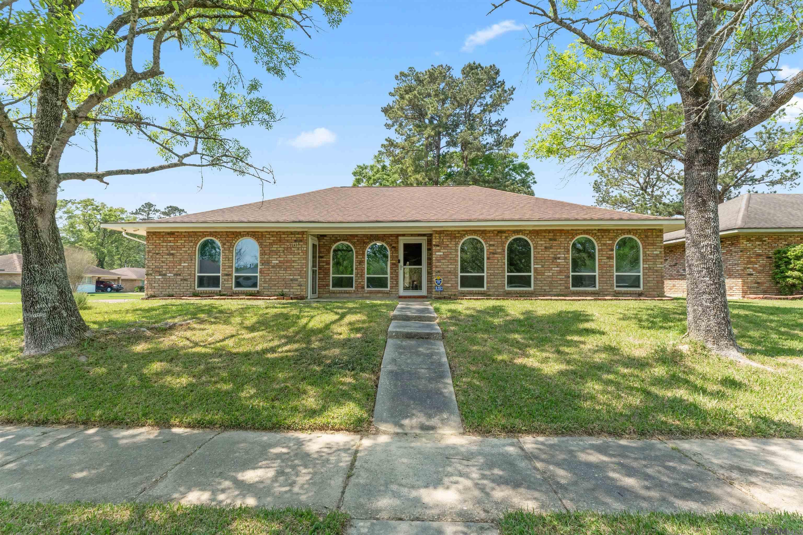 605 Westview Drive, Houma, LA, 70364