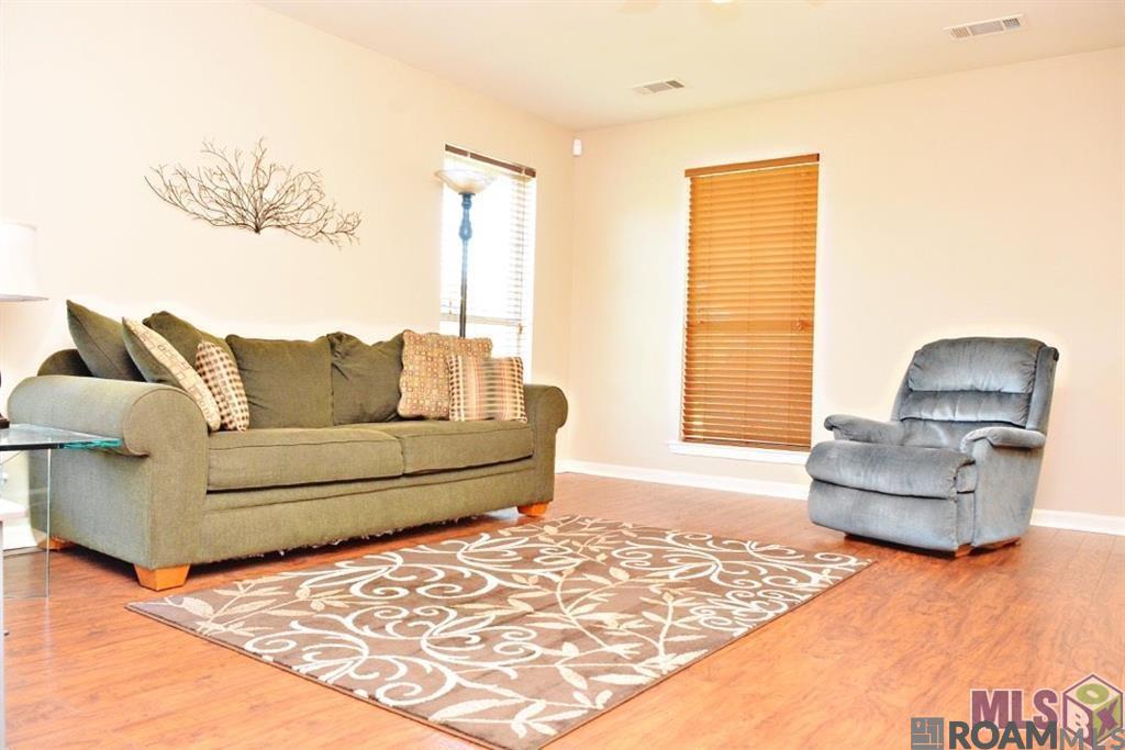 10124 Nashville Ct, Denham Springs, LA, 70706