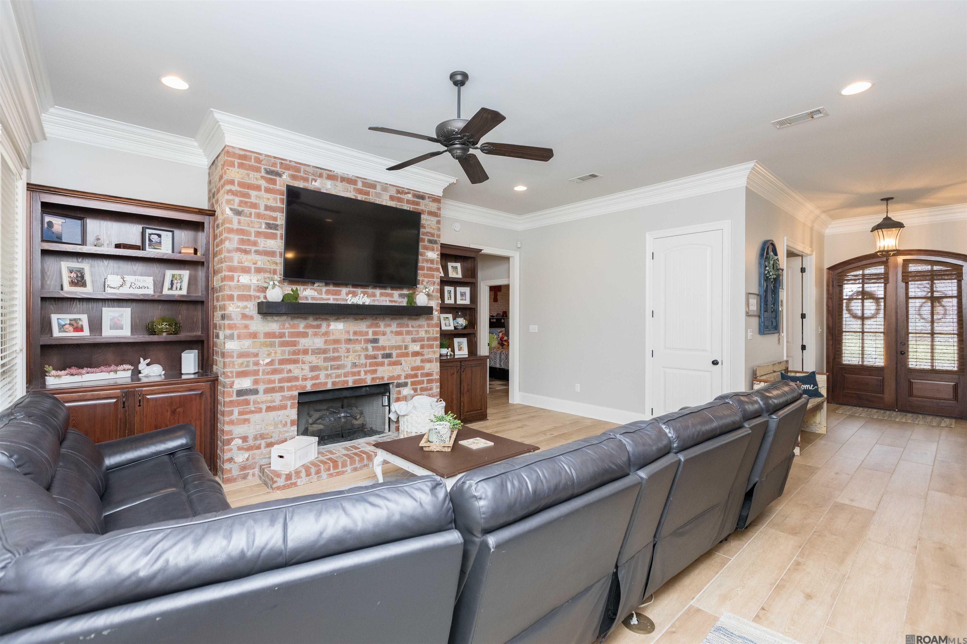 10601 Creek Haven Ln, Denham Springs, LA, 70726