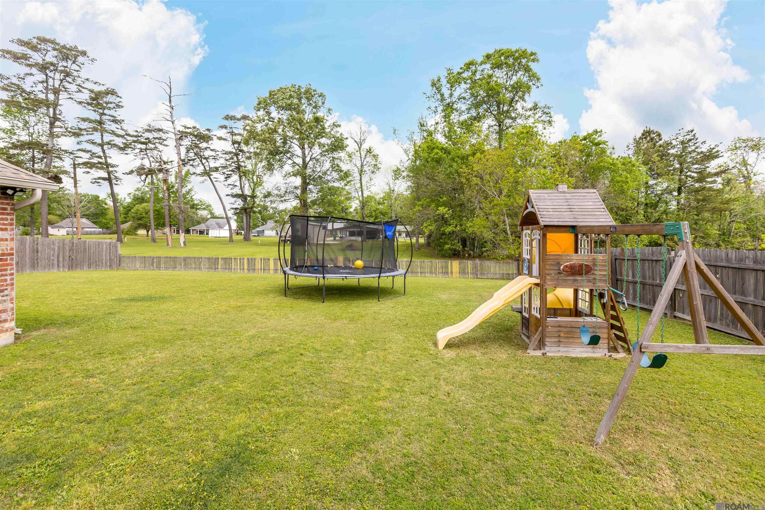 10601 Creek Haven Ln, Denham Springs, LA, 70726