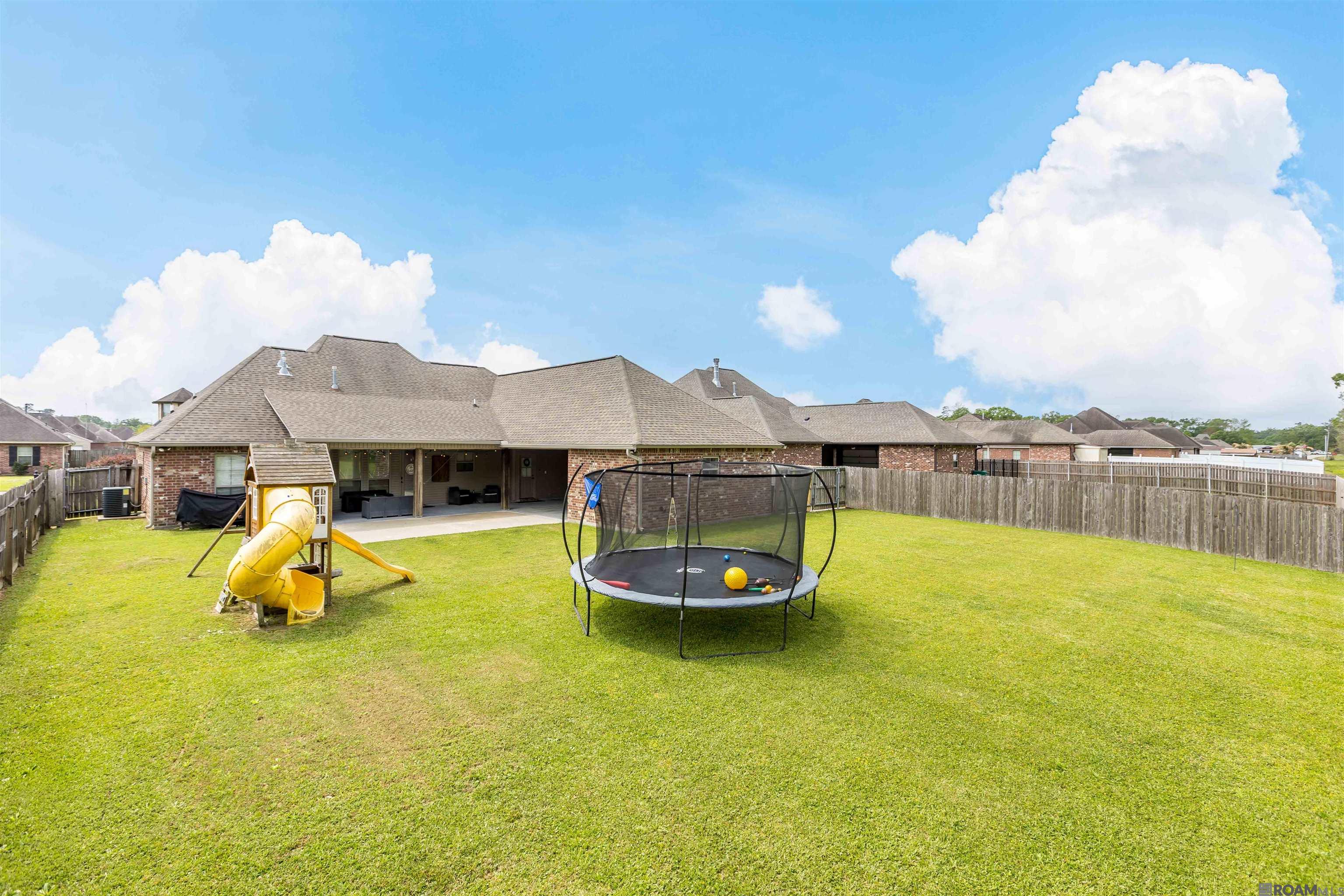 10601 Creek Haven Ln, Denham Springs, LA, 70726