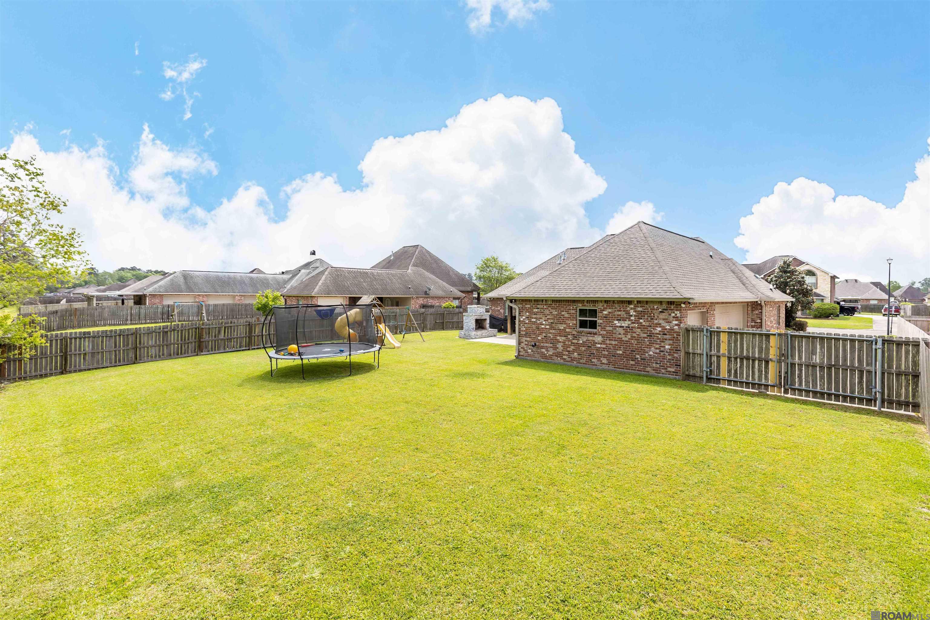 10601 Creek Haven Ln, Denham Springs, LA, 70726