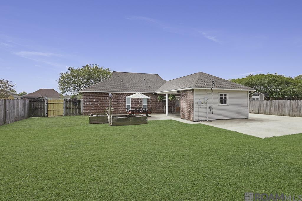 38330 Duplessis Rd, Prairieville, LA, 70769