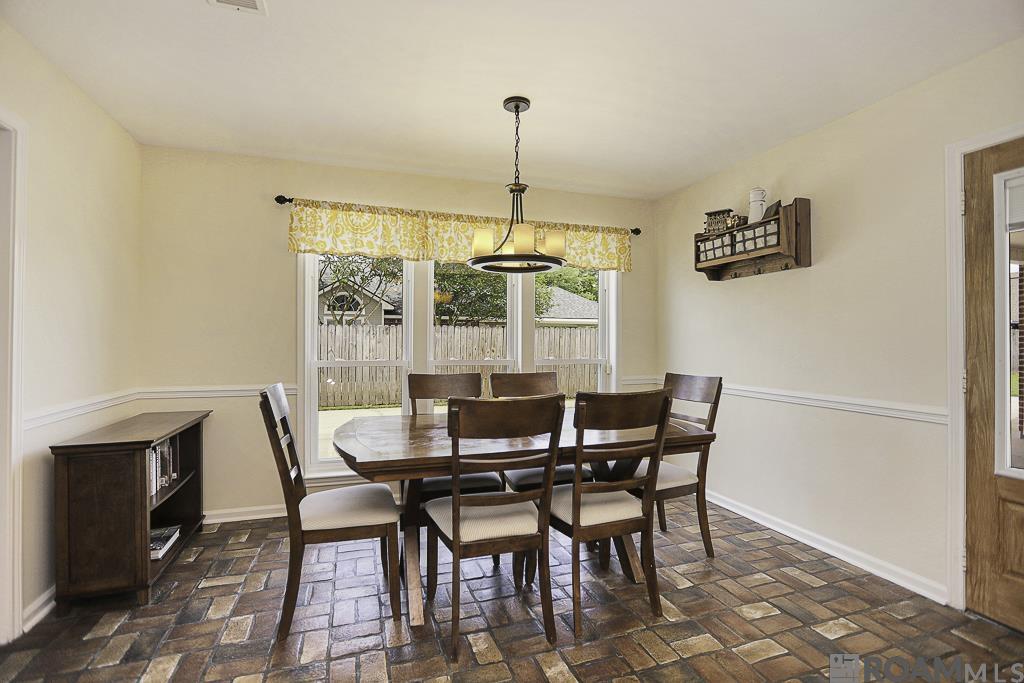 38330 Duplessis Rd, Prairieville, LA, 70769