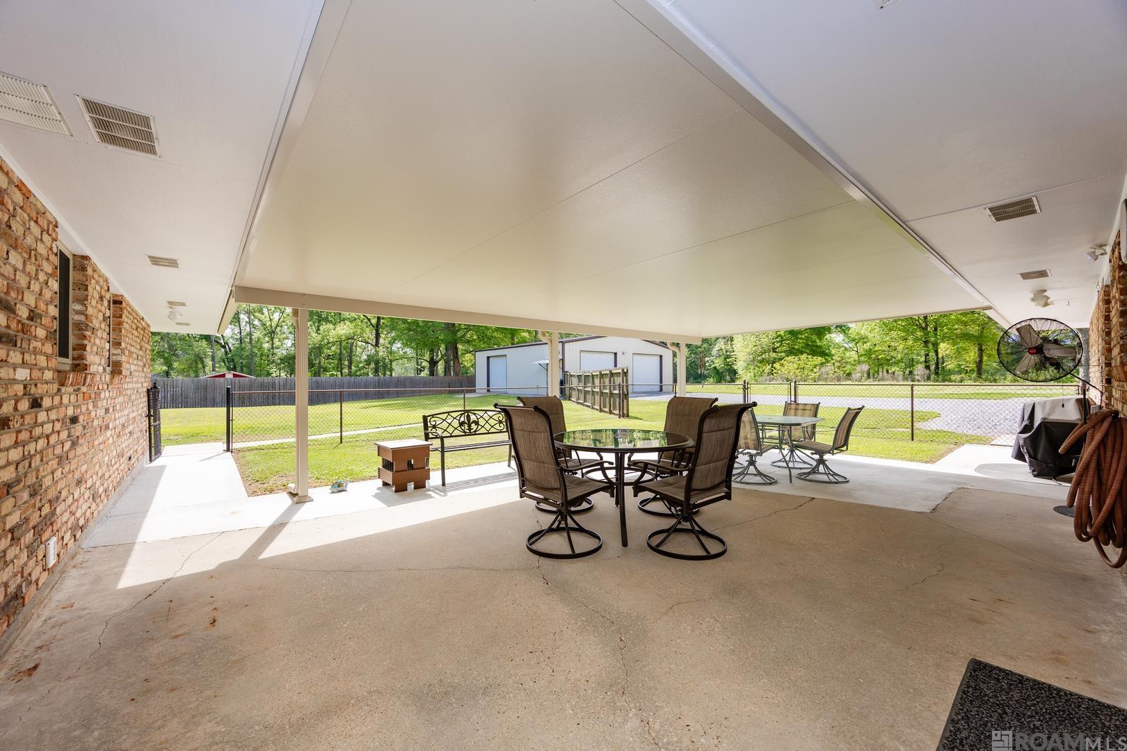 4010 Yardley Dr, Slaughter, LA, 70777