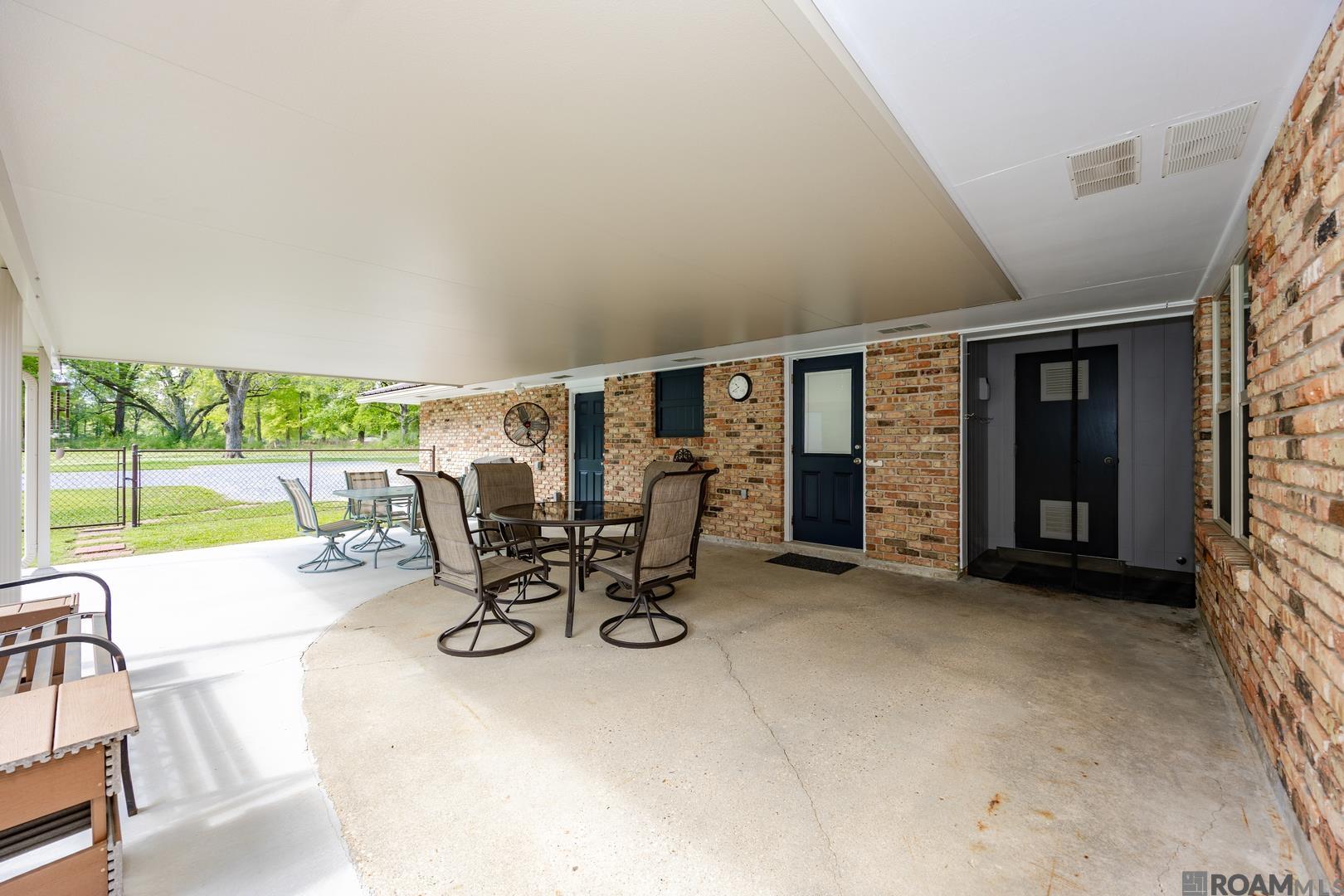 4010 Yardley Dr, Slaughter, LA, 70777