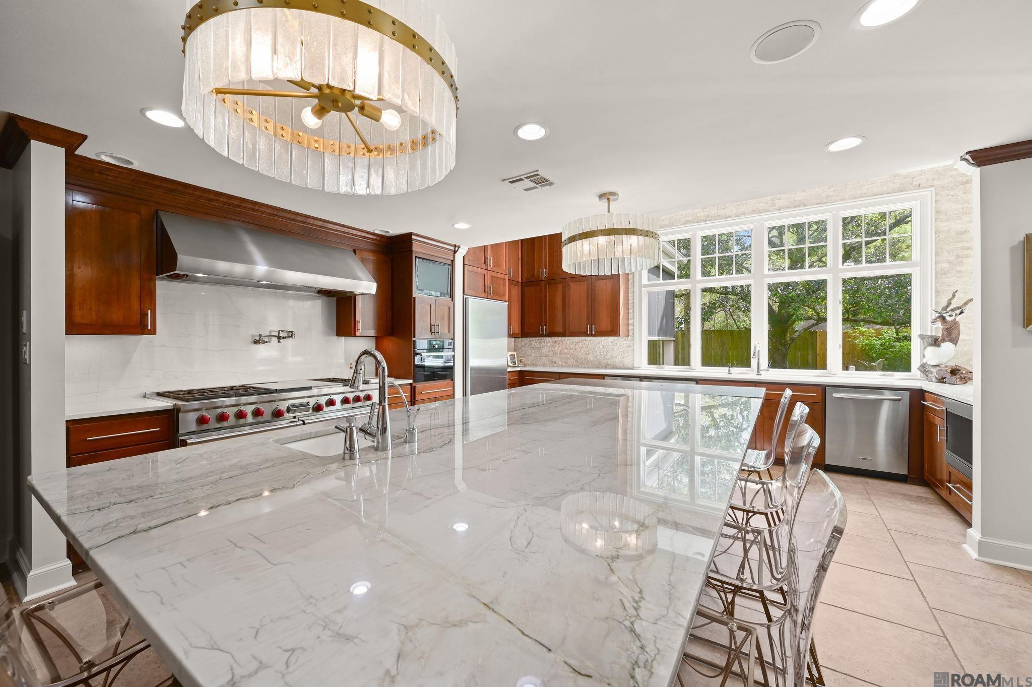 8110 Old Hammond Hwy, Baton Rouge, LA, 70809