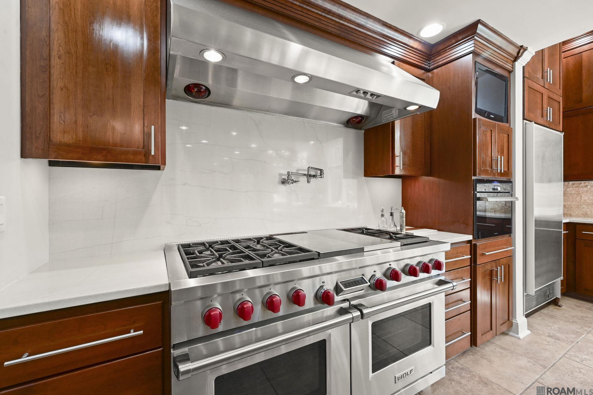 8110 Old Hammond Hwy, Baton Rouge, LA, 70809