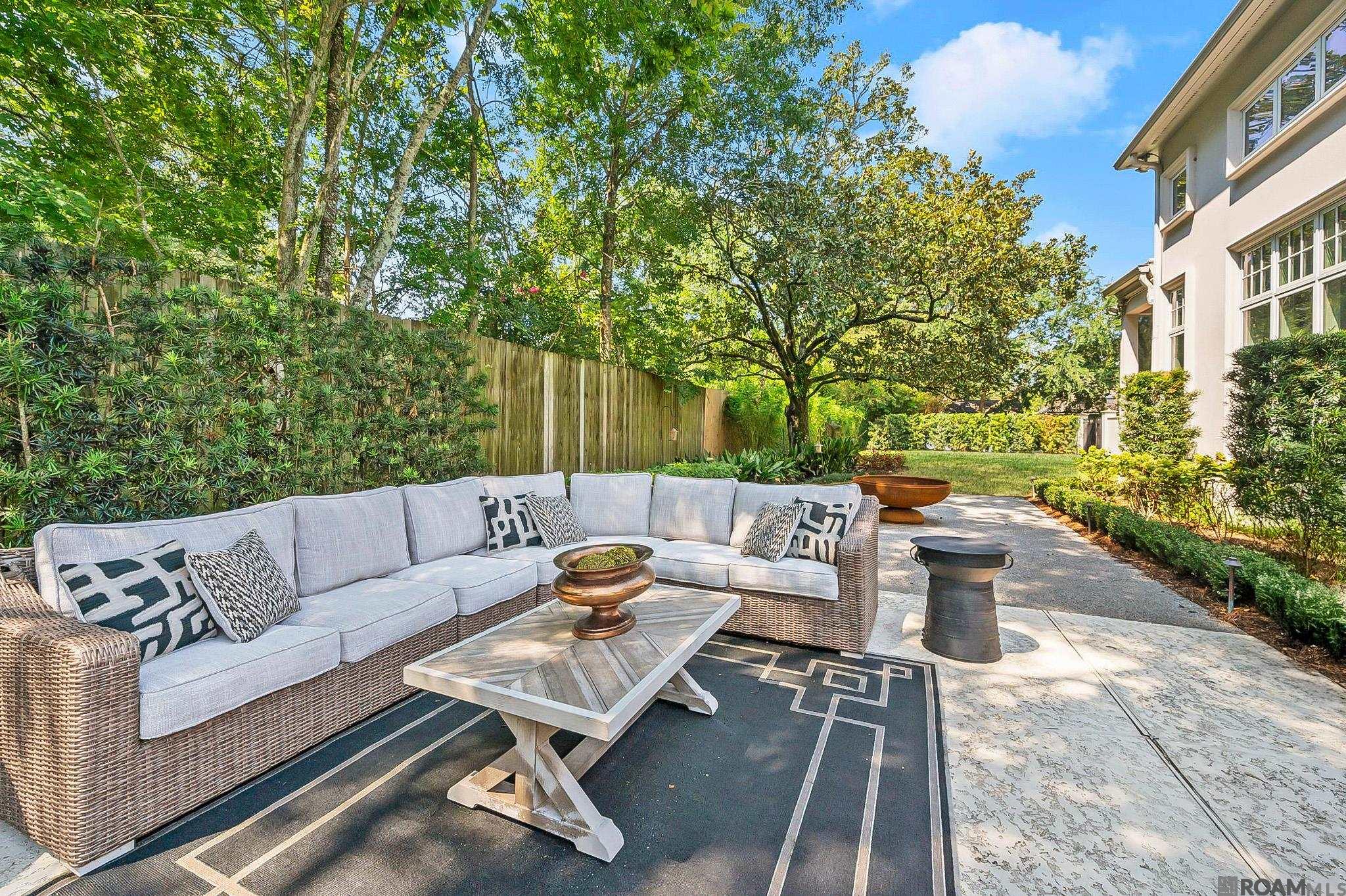 8110 Old Hammond Hwy, Baton Rouge, LA, 70809