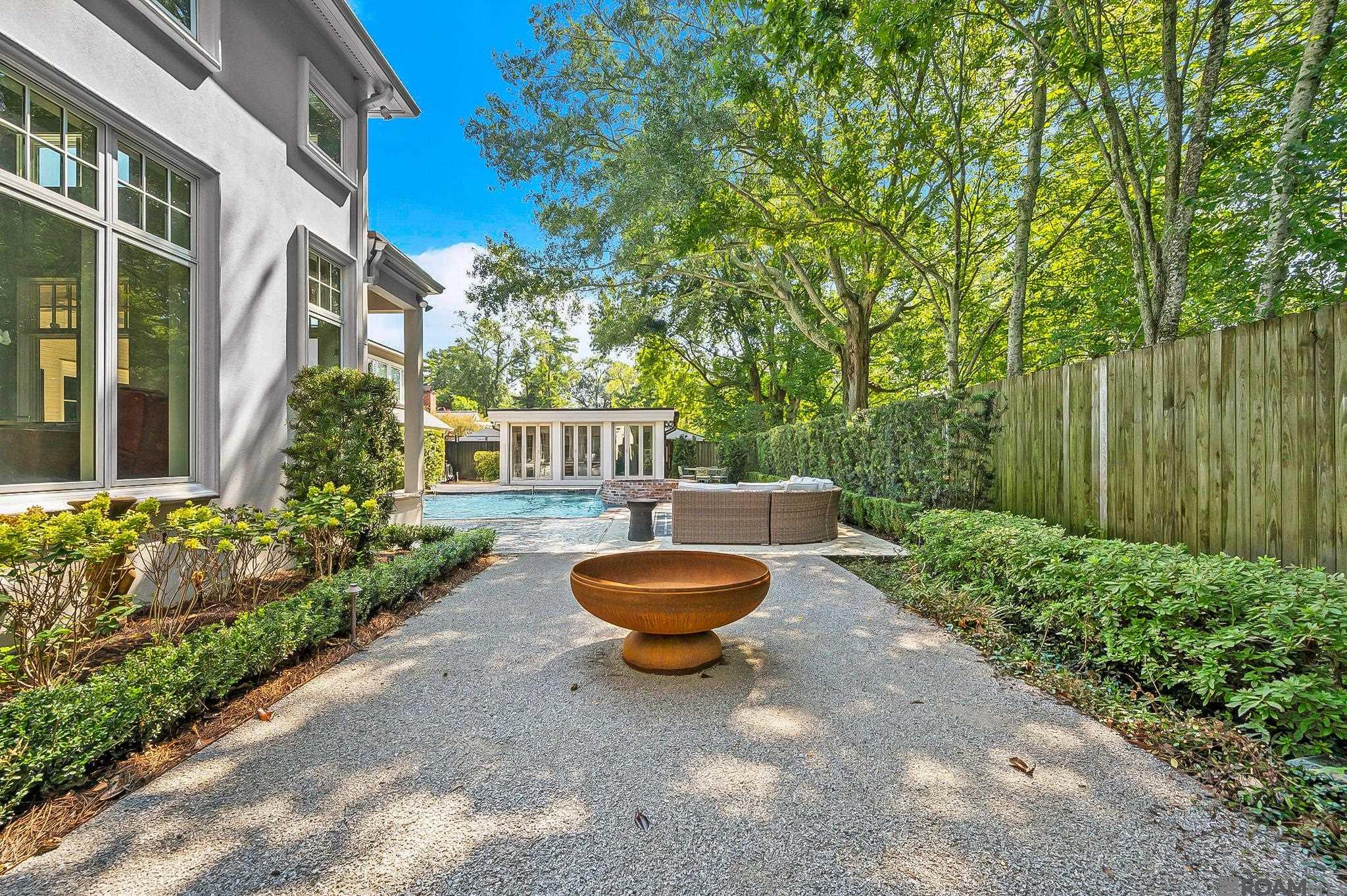 8110 Old Hammond Hwy, Baton Rouge, LA, 70809