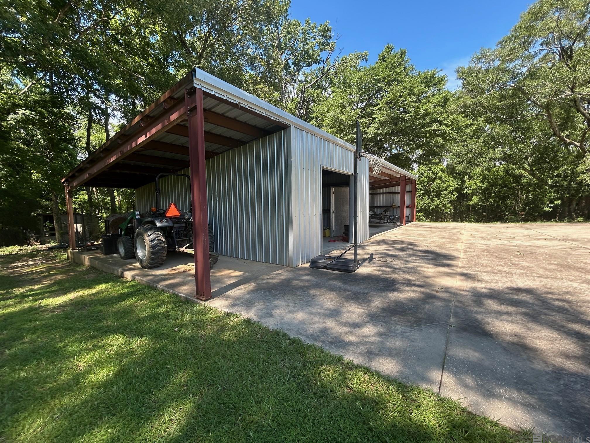 2907 La Hwy 966, St Francisville, LA, 70775