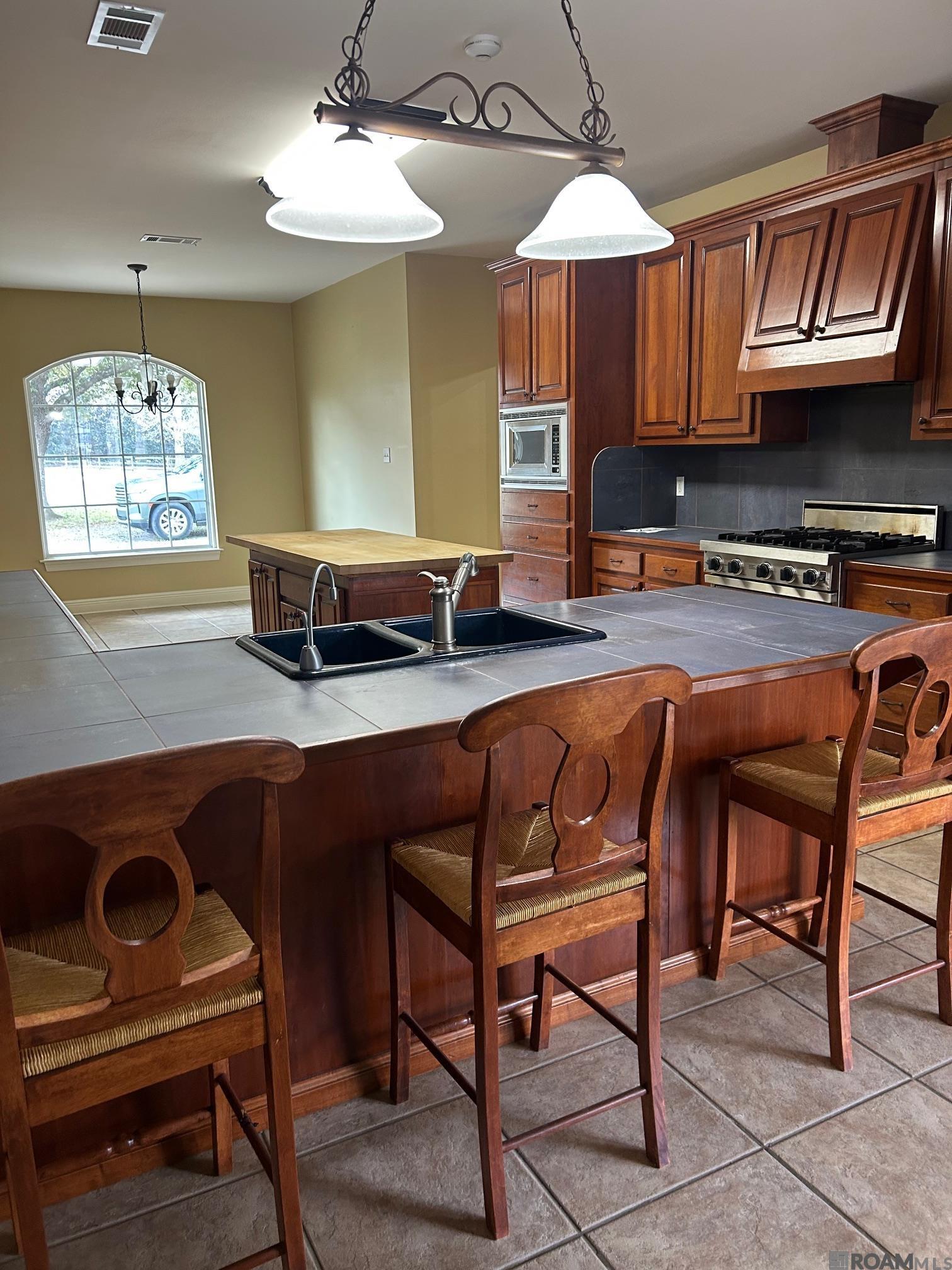 2907 La Hwy 966, St Francisville, LA, 70775