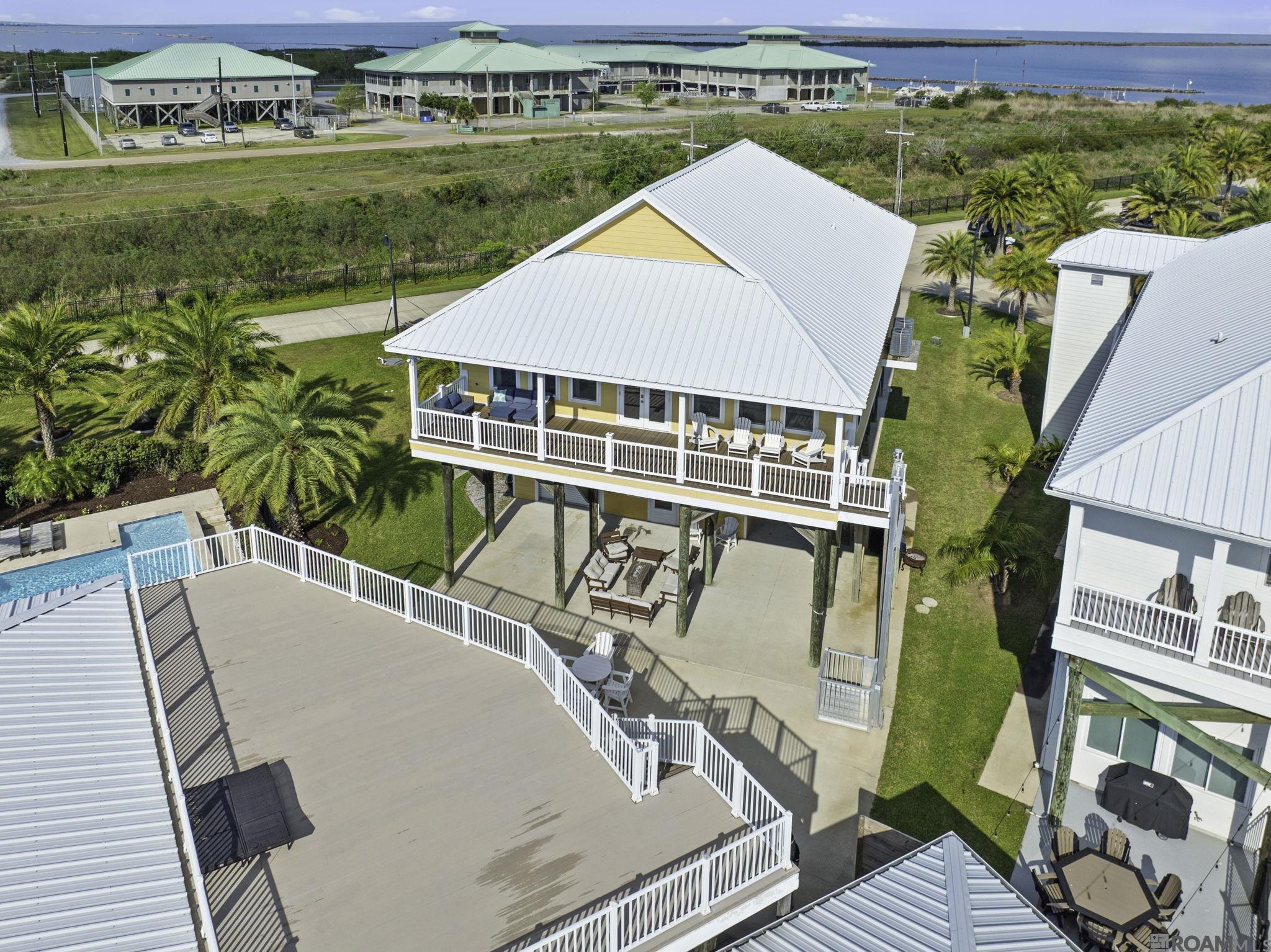 47 Queen Bess, Grand Isle, LA, 70358