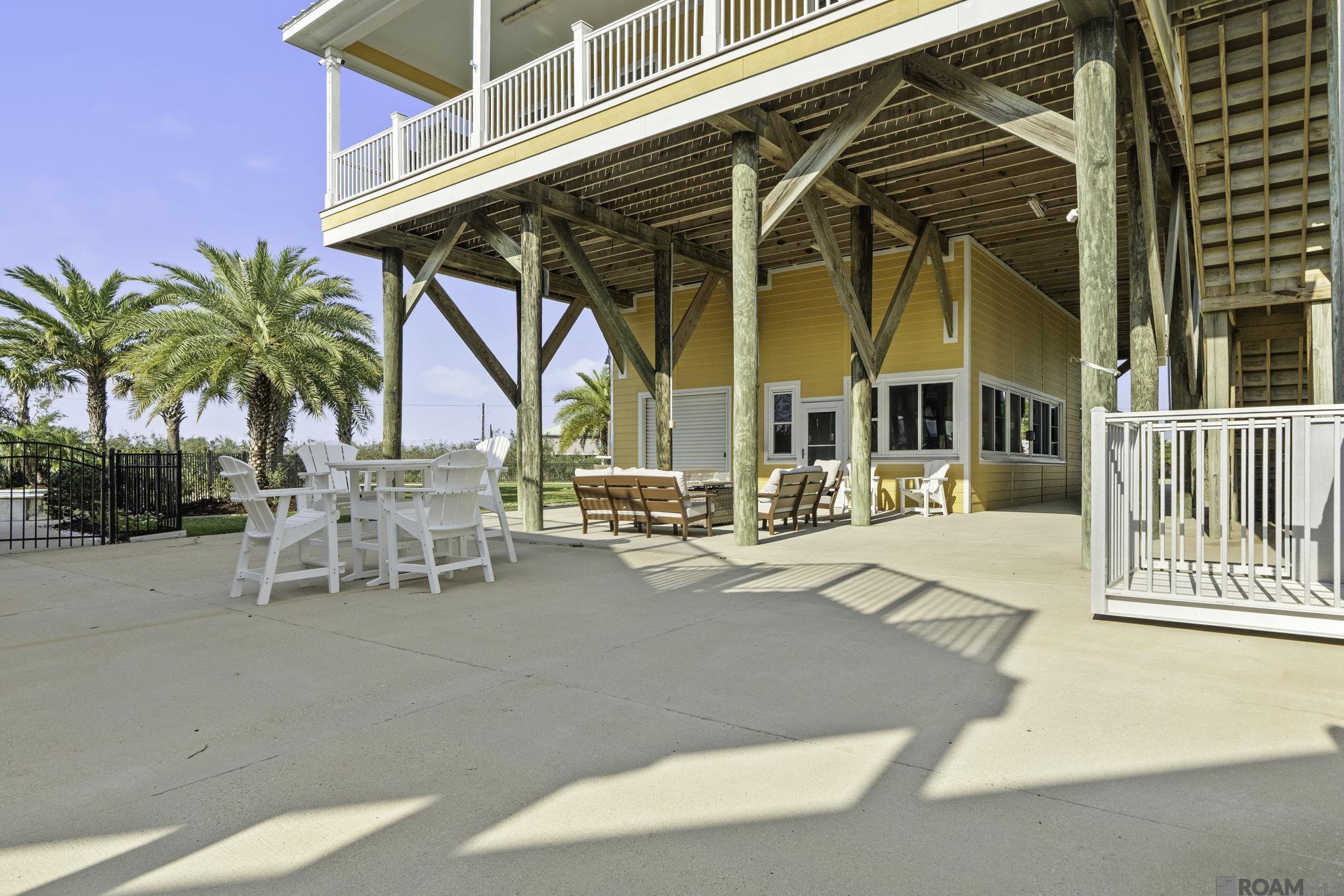 47 Queen Bess, Grand Isle, LA, 70358