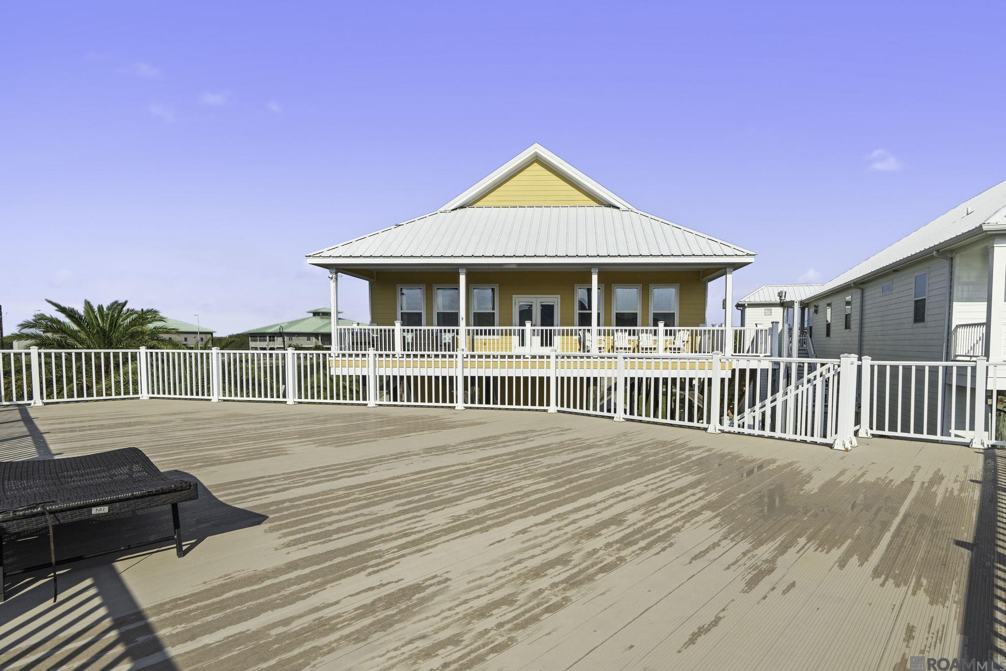 47 Queen Bess, Grand Isle, LA, 70358