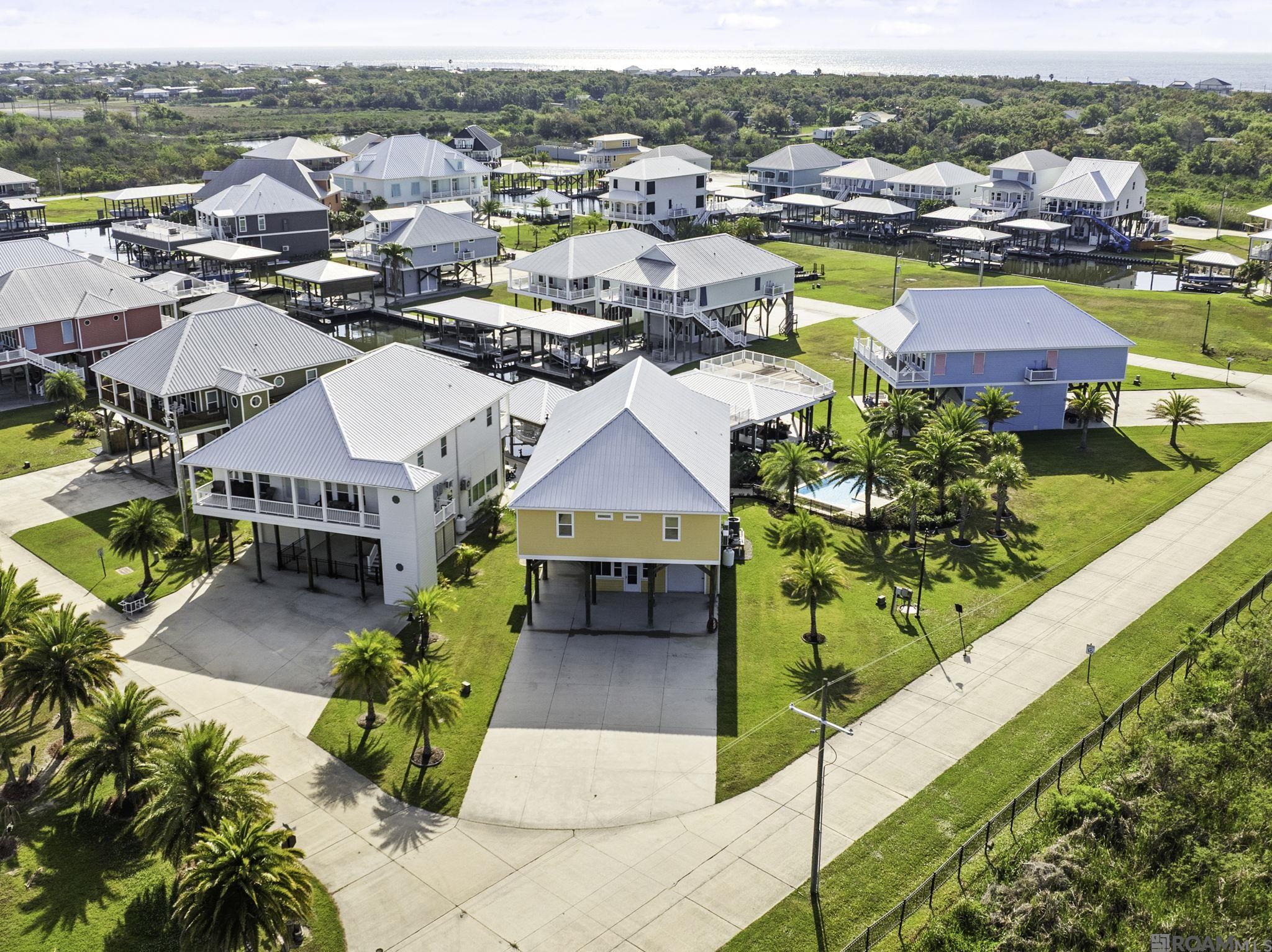 47 Queen Bess, Grand Isle, LA, 70358