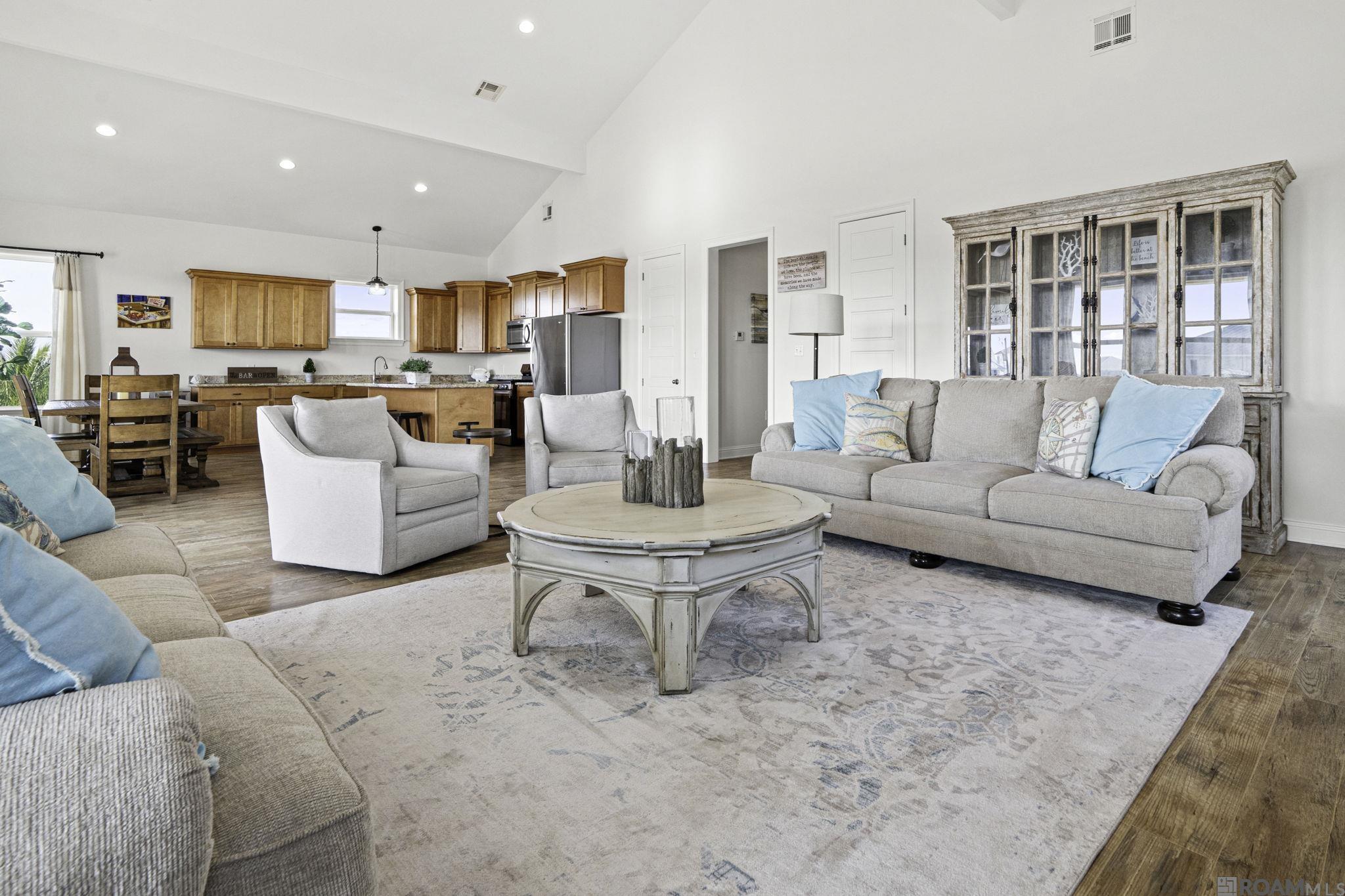 47 Queen Bess, Grand Isle, LA, 70358