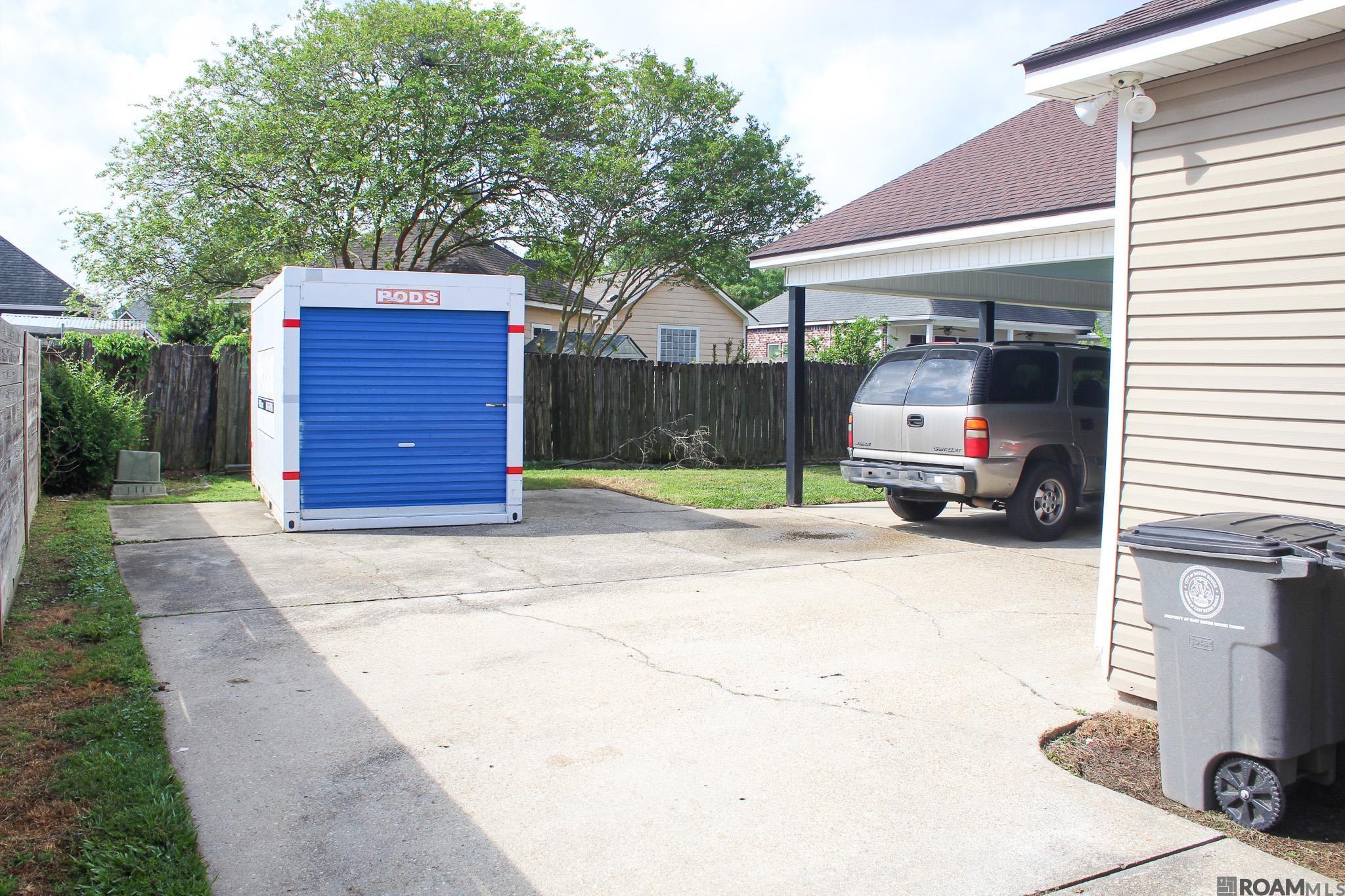 15430 Woodlore Dr, Baton Rouge, LA, 70816