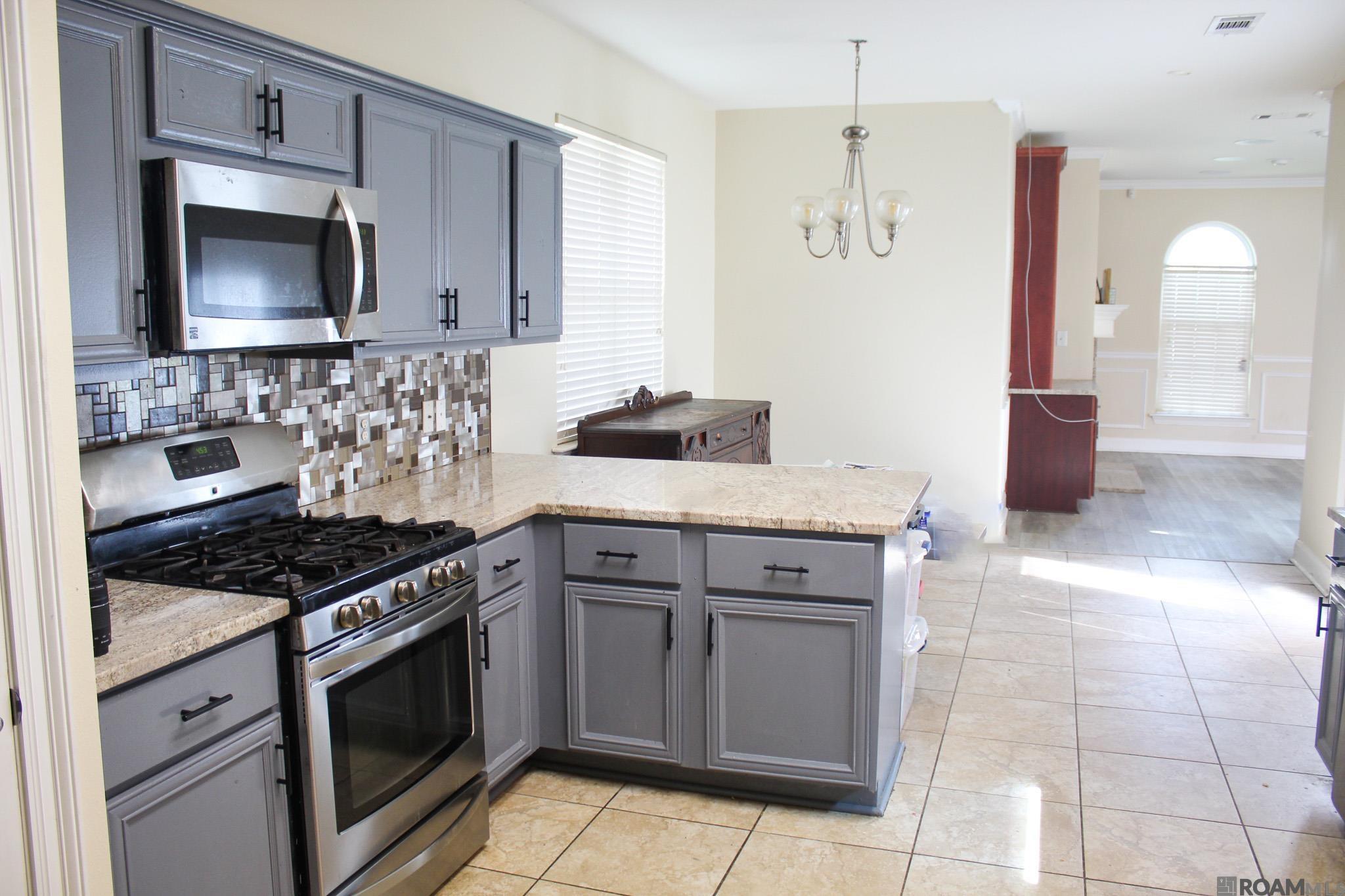 15430 Woodlore Dr, Baton Rouge, LA, 70816