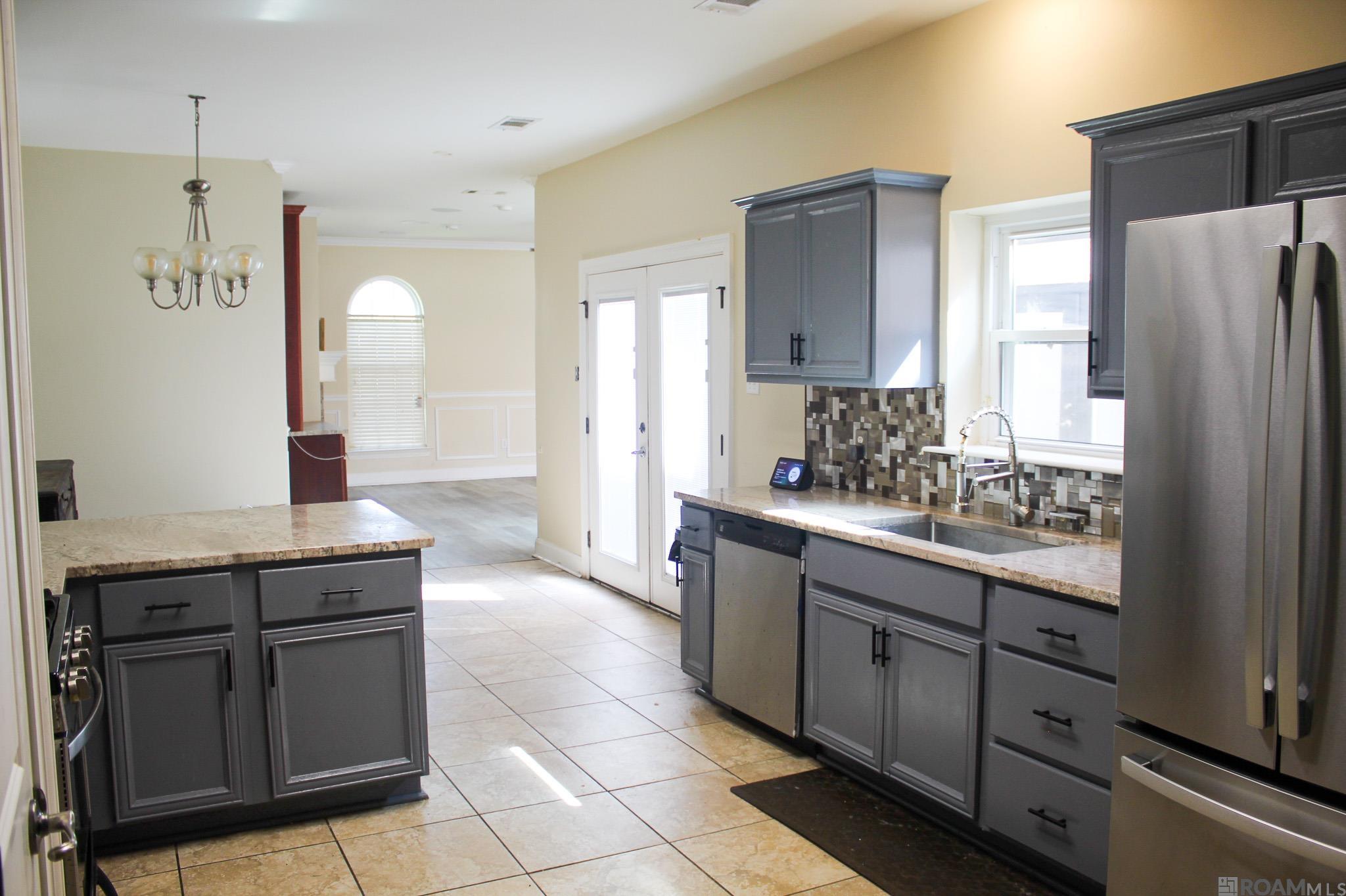 15430 Woodlore Dr, Baton Rouge, LA, 70816