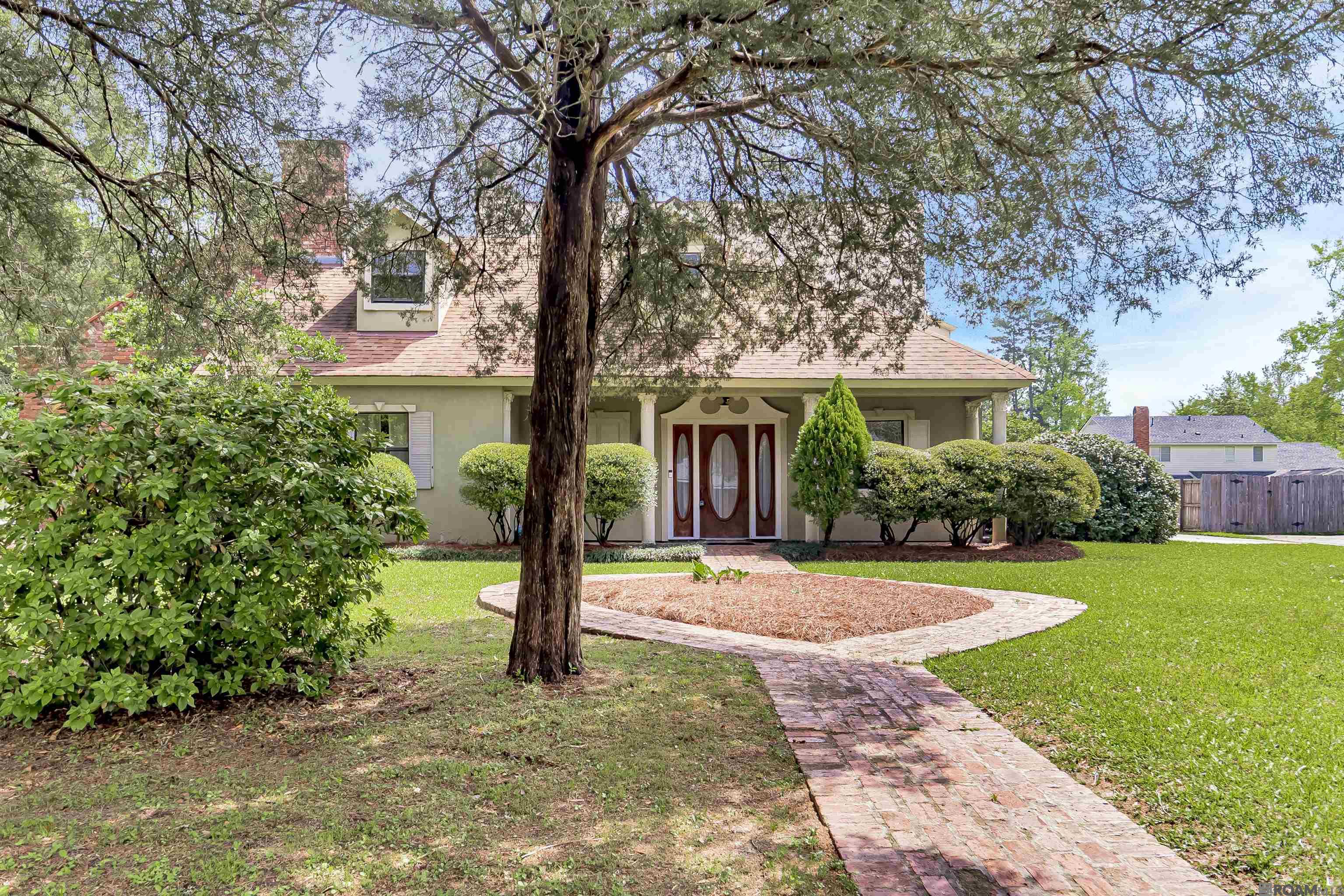 880 Rue Crozat, Baton Rouge, LA, 70810