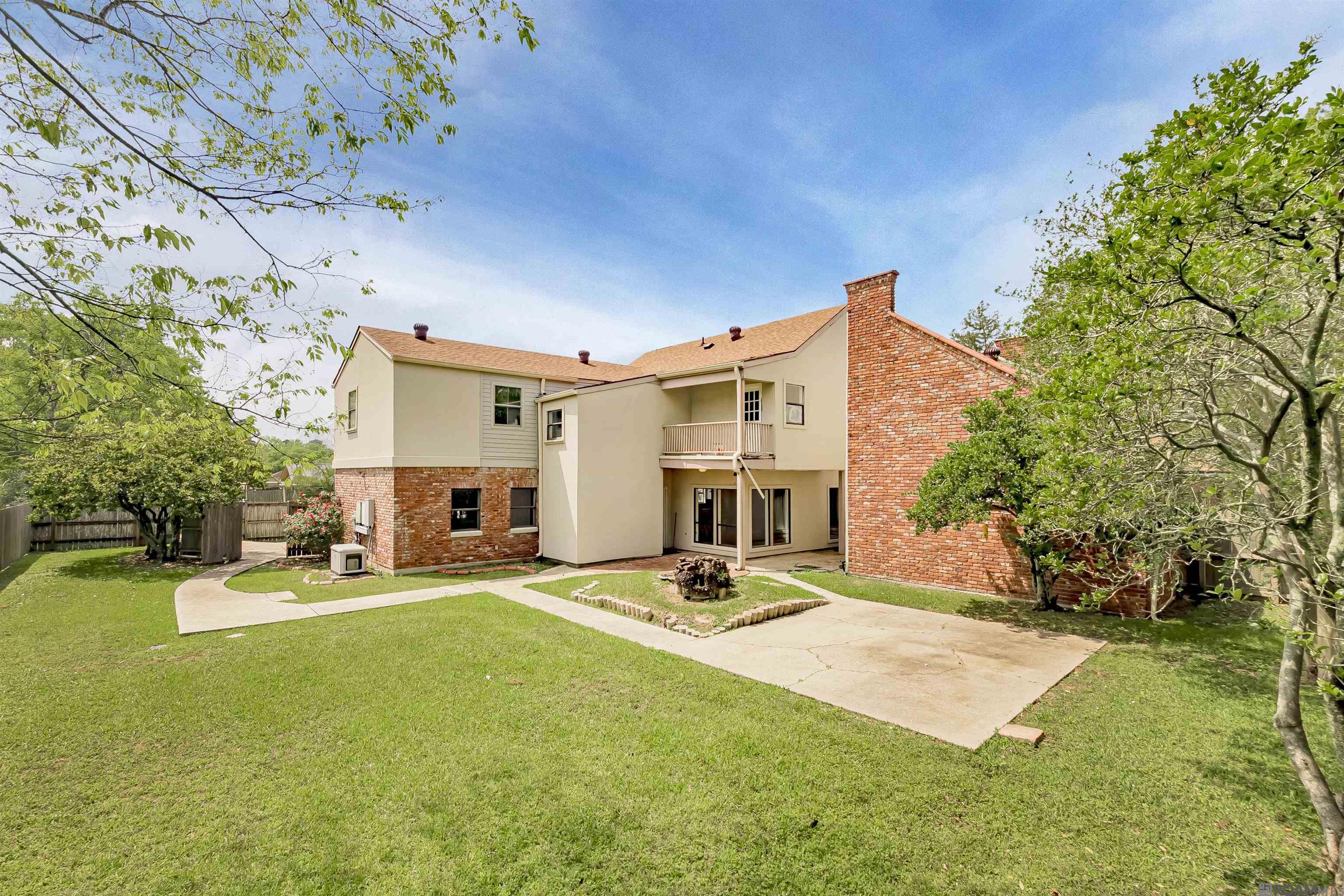 880 Rue Crozat, Baton Rouge, LA, 70810