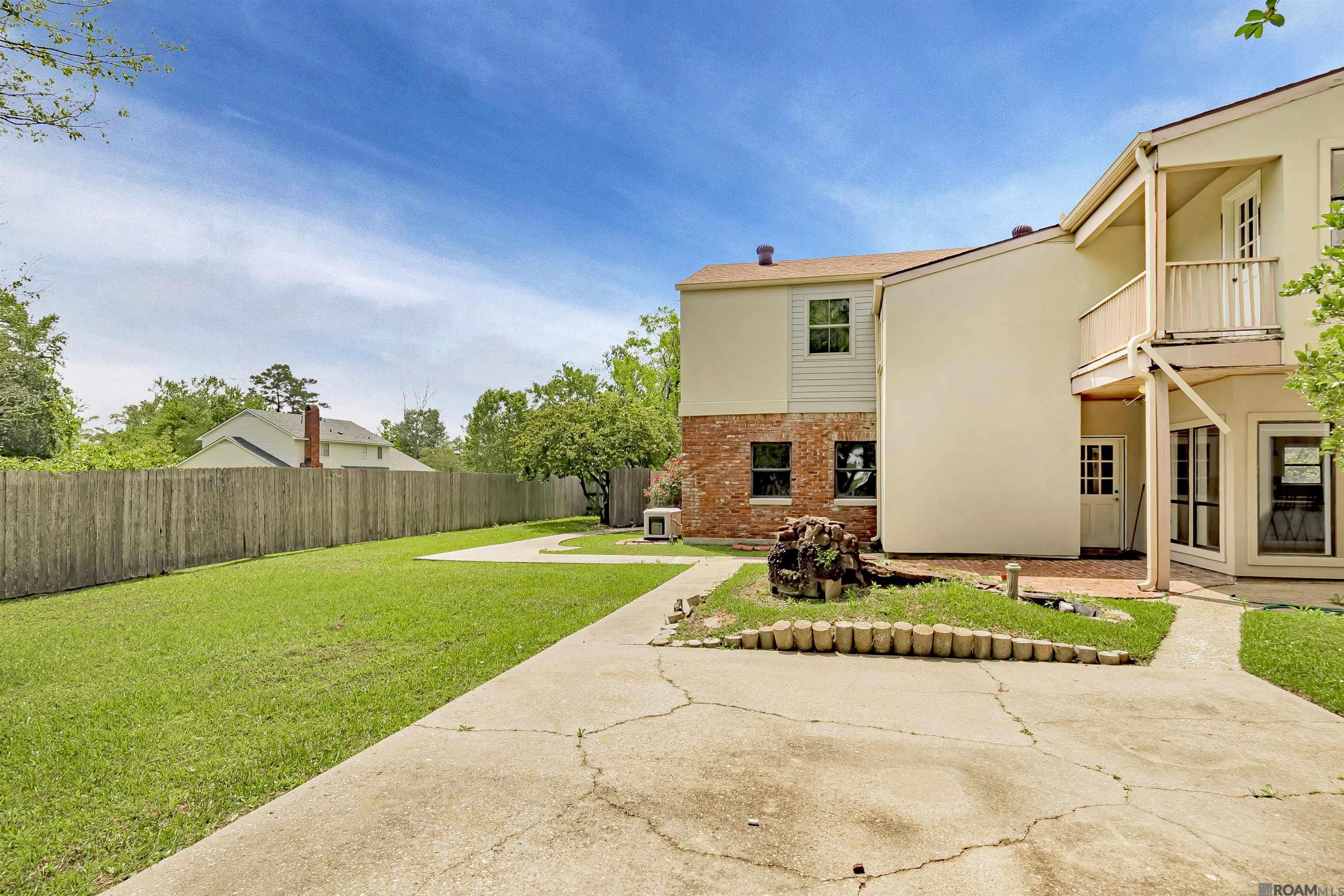 880 Rue Crozat, Baton Rouge, LA, 70810