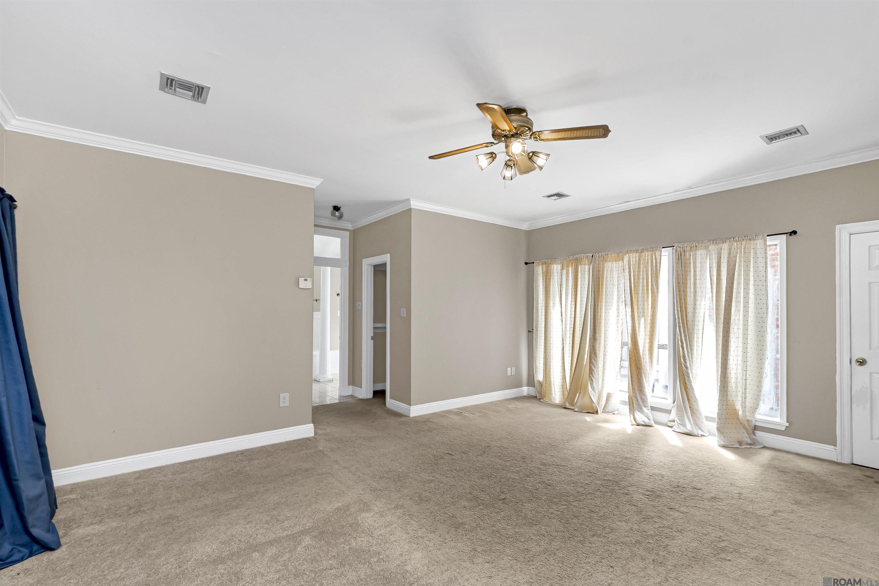 880 Rue Crozat, Baton Rouge, LA, 70810