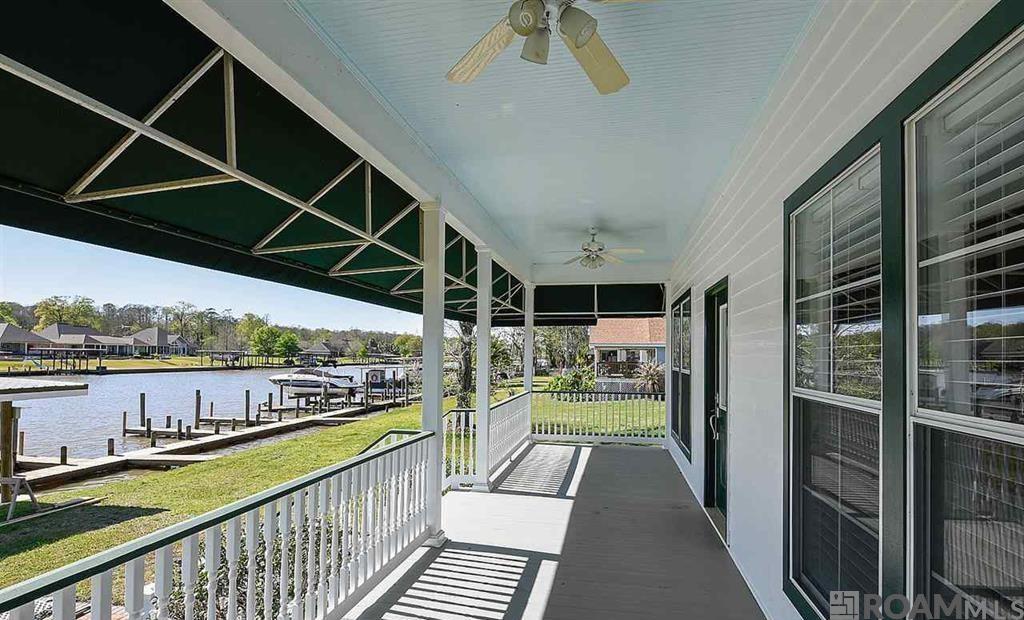 18104 Bayou Pierre Dr, Maurepas, LA, 70449