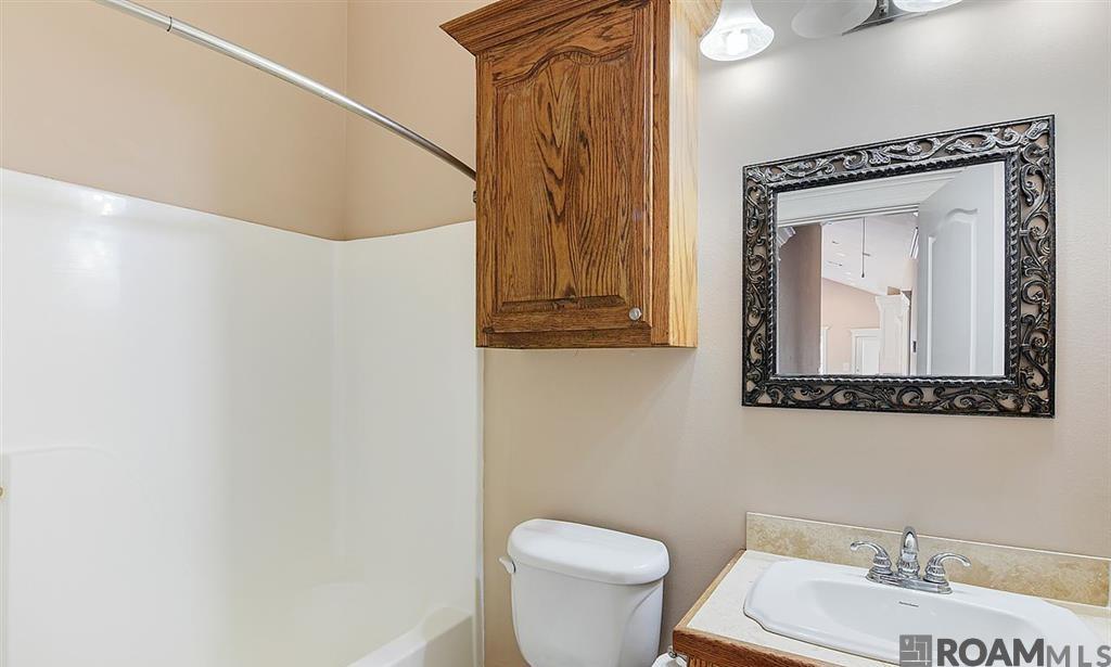 18104 Bayou Pierre Dr, Maurepas, LA, 70449