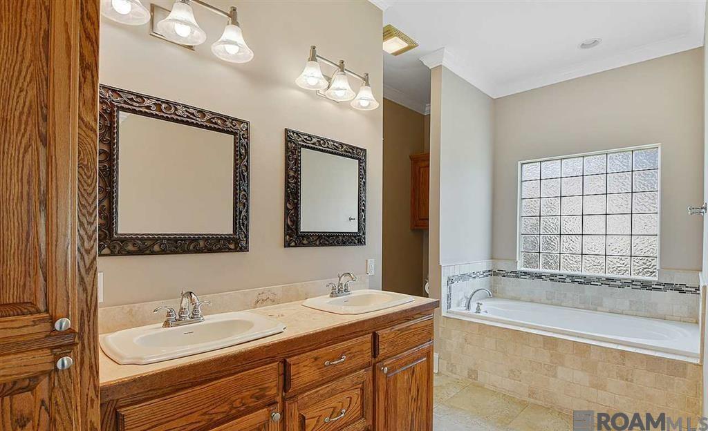 18104 Bayou Pierre Dr, Maurepas, LA, 70449