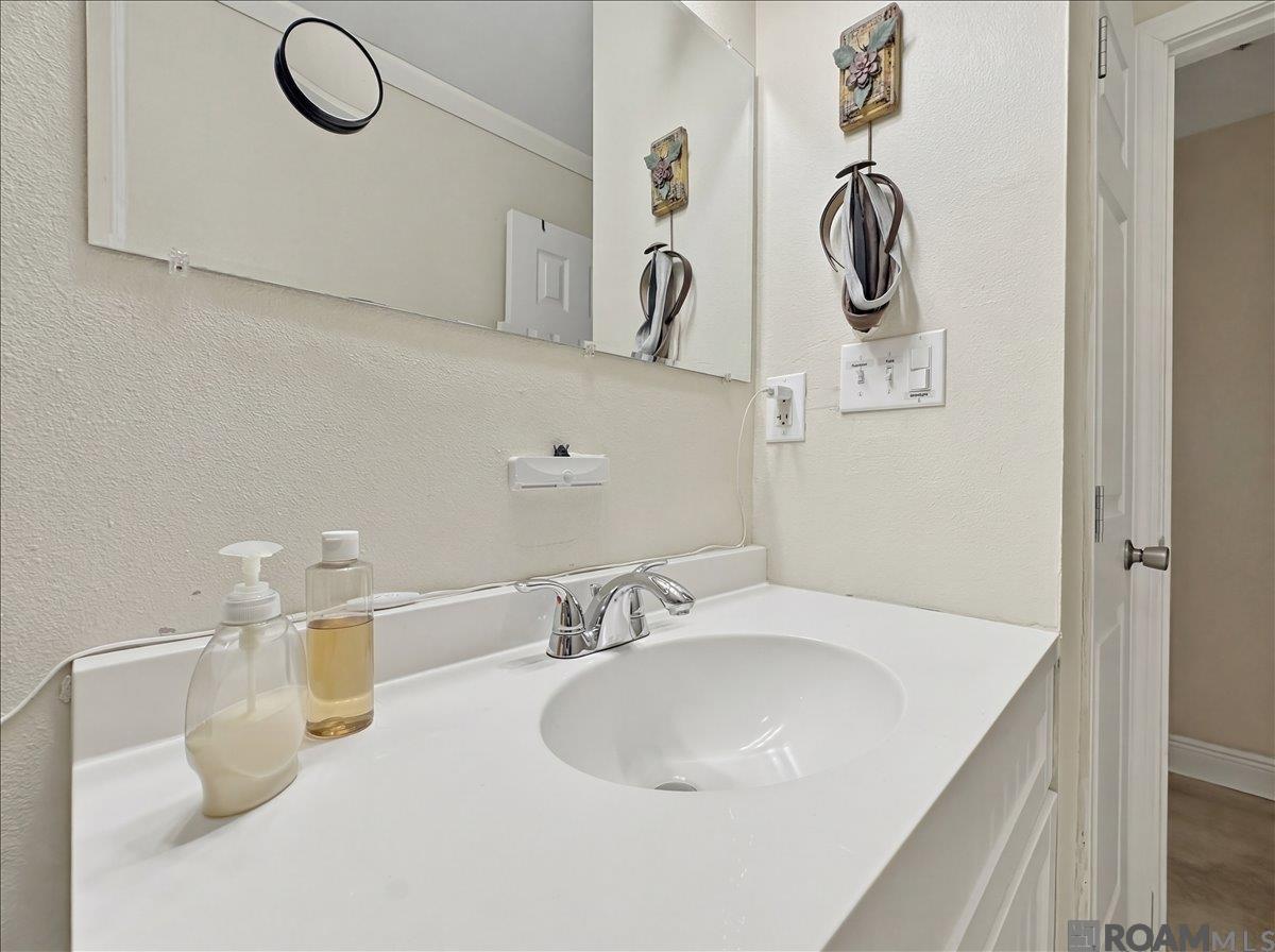 326 Mark Dr, Denham Springs, LA, 70726