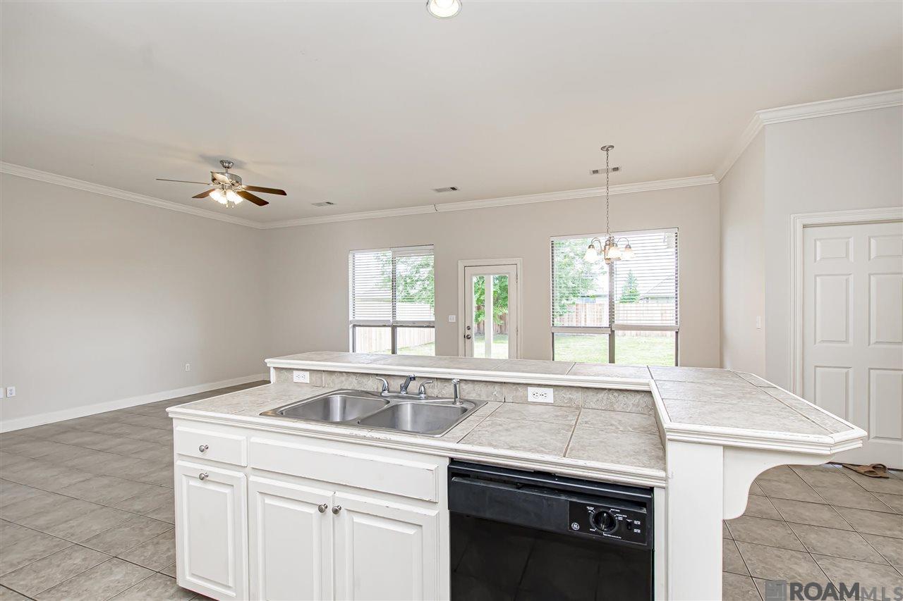 9015 Westlake Ave, Baton Rouge, LA, 70810