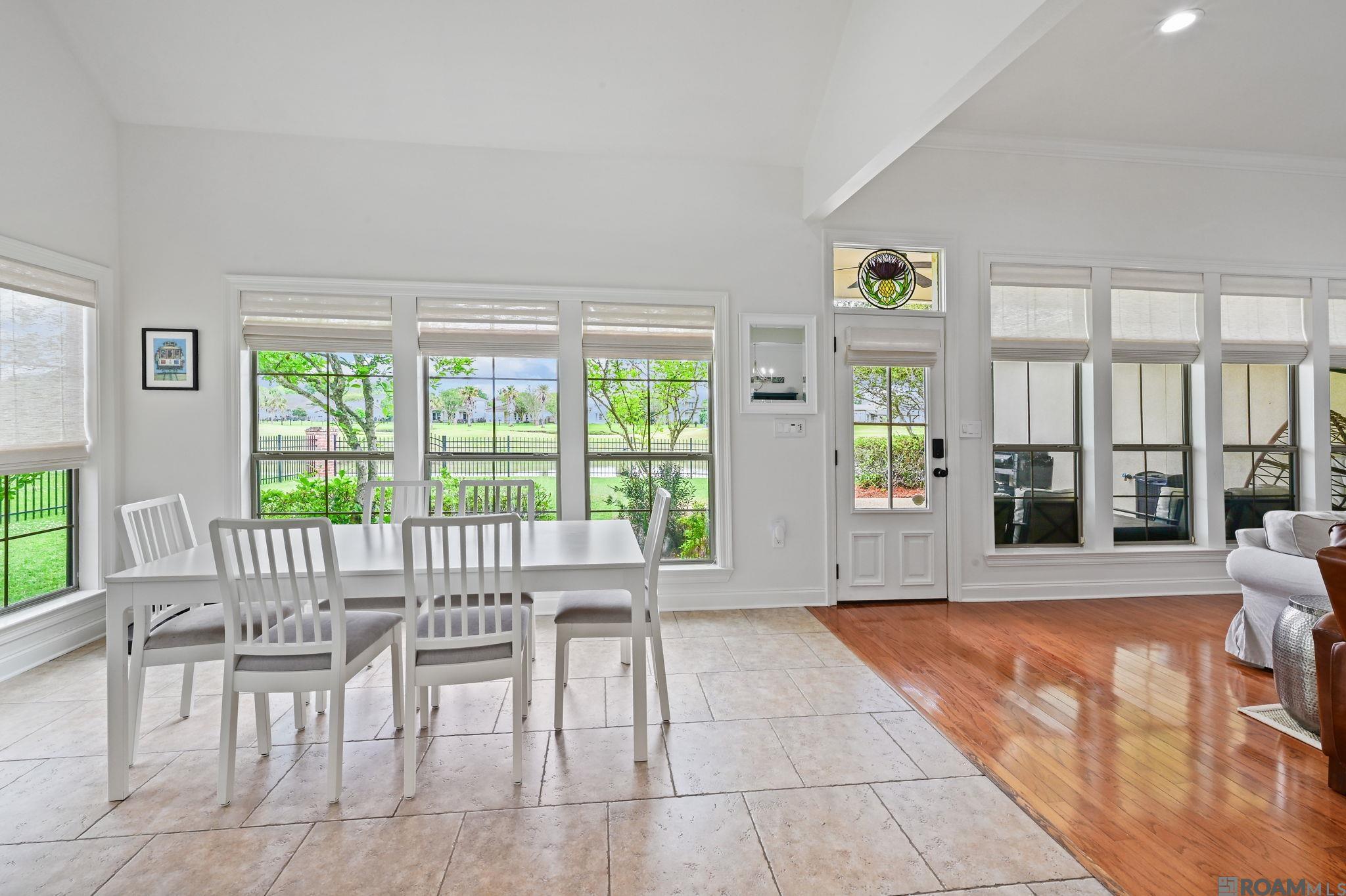 6182 Breeze Point Dr, Gonzales, LA, 70737