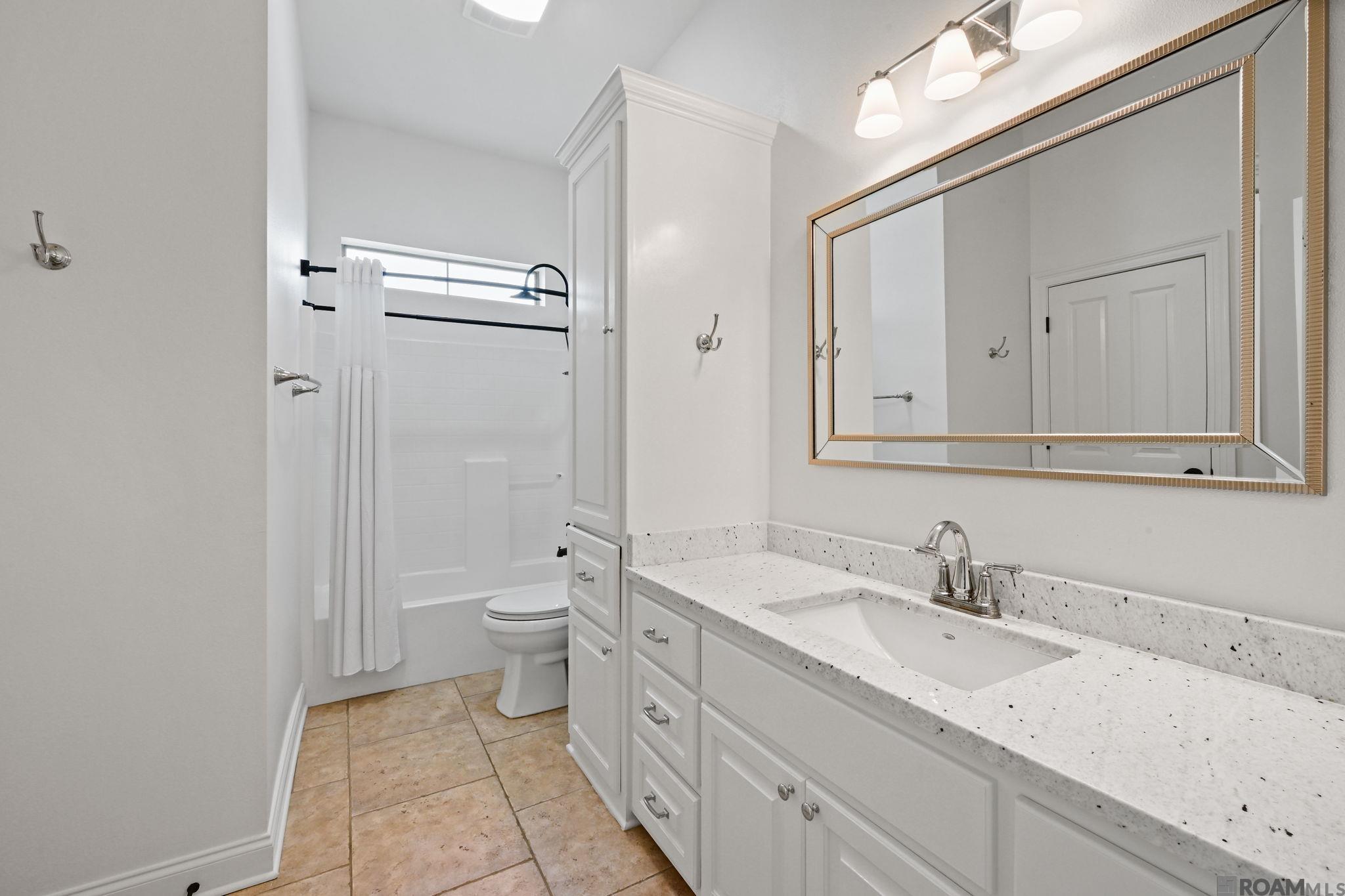 6182 Breeze Point Dr, Gonzales, LA, 70737