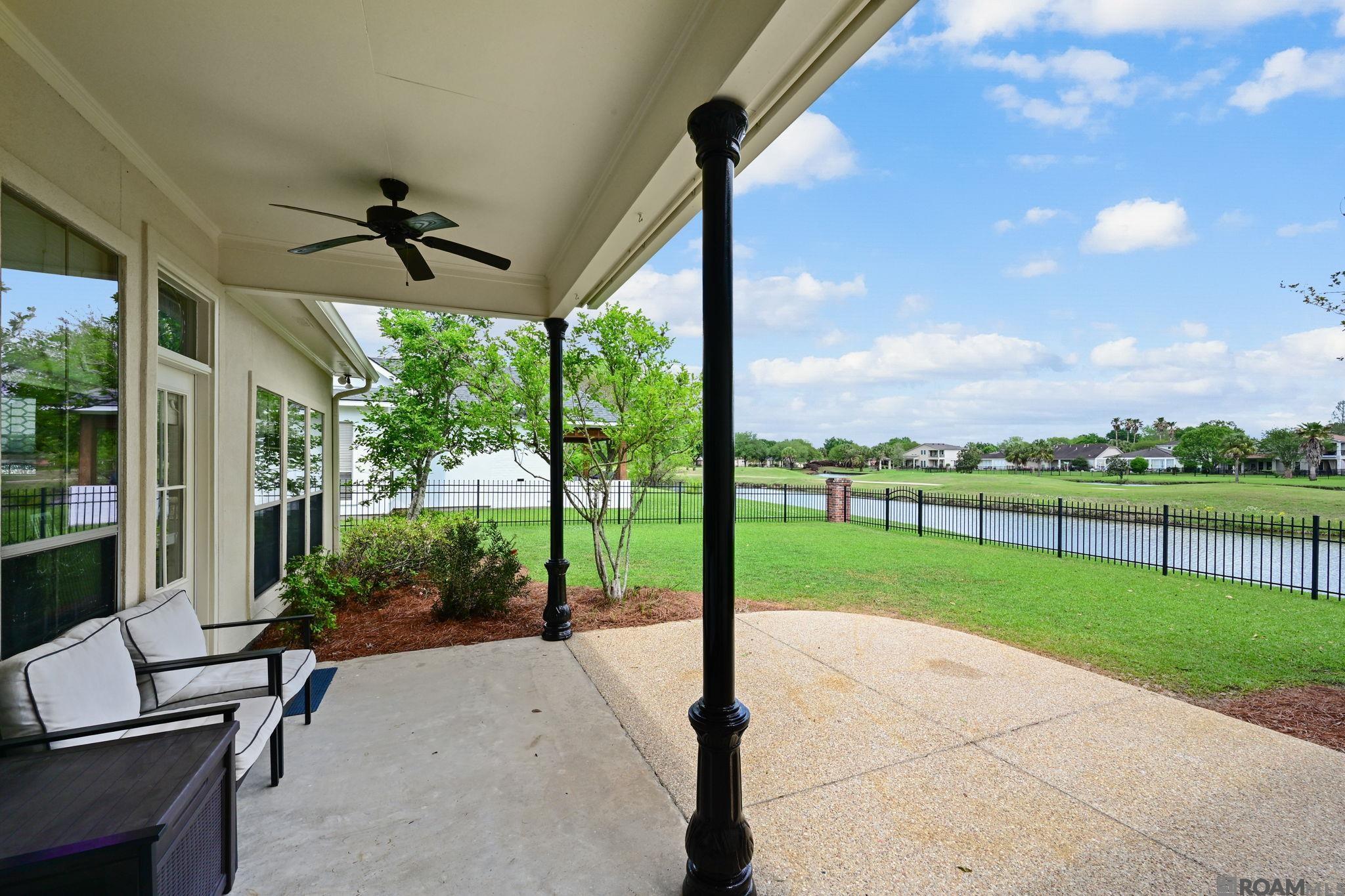 6182 Breeze Point Dr, Gonzales, LA, 70737