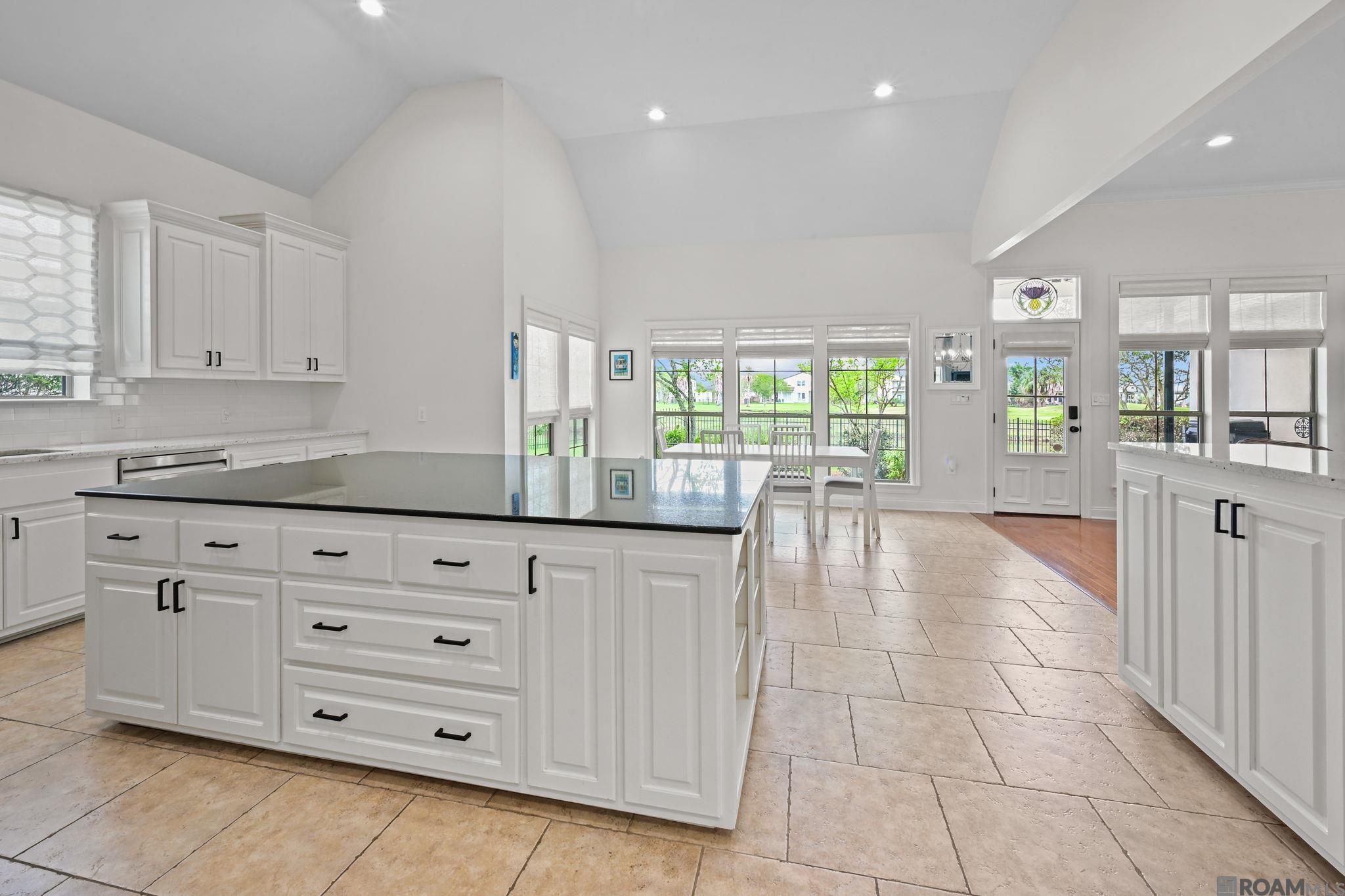 6182 Breeze Point Dr, Gonzales, LA, 70737