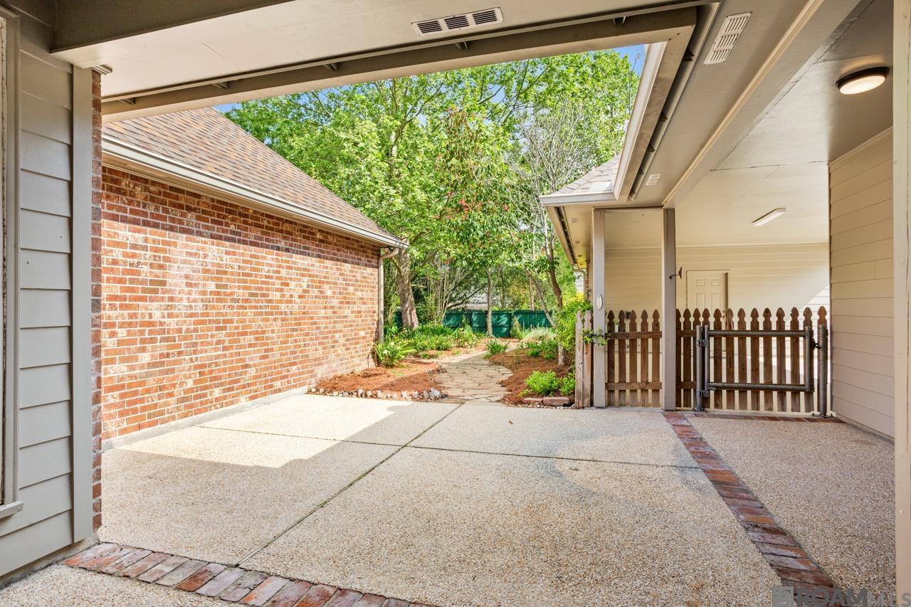 3838 Twelve Oaks Ave, Baton Rouge, LA, 70820