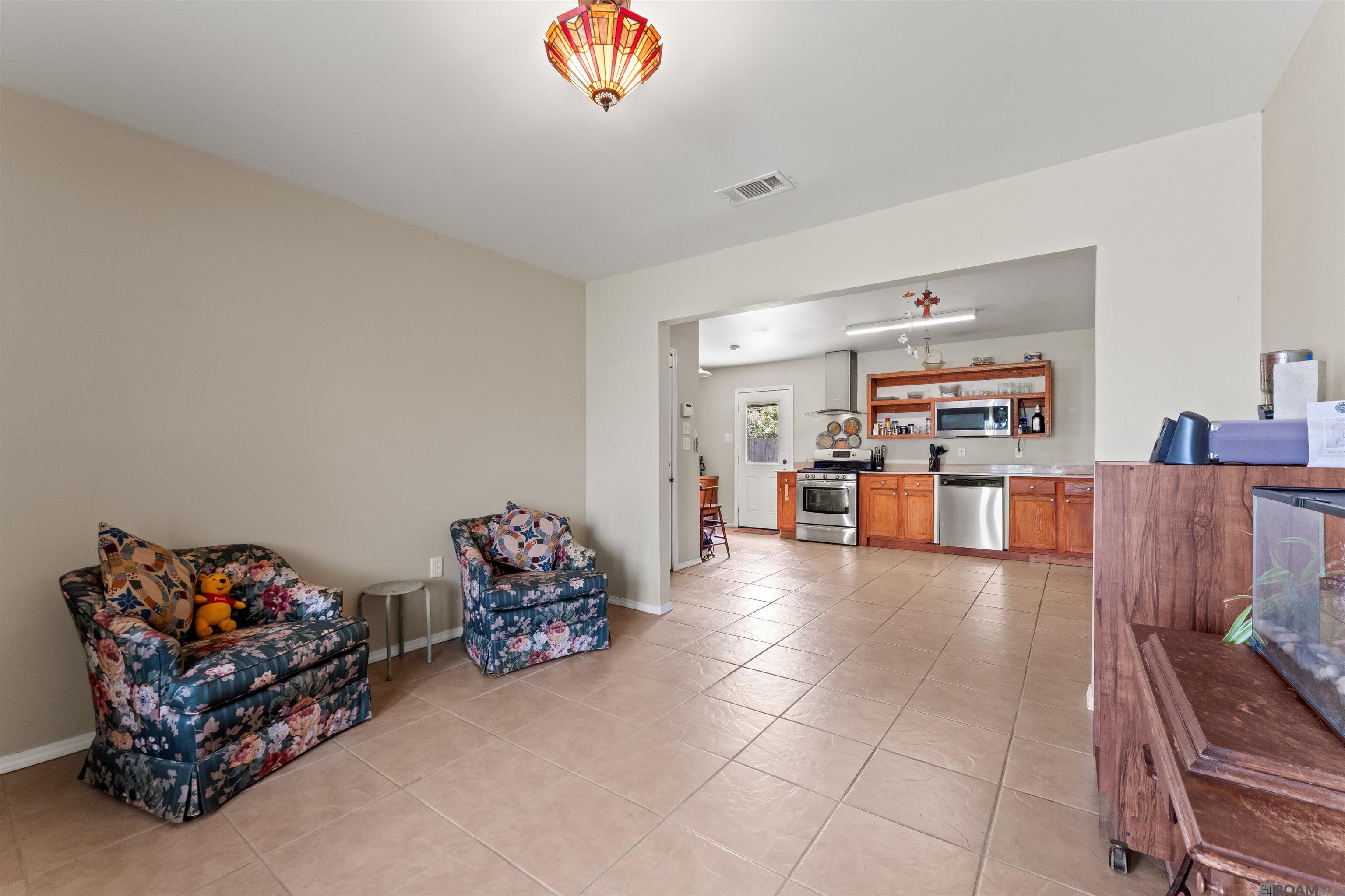 3182 Seracedar, Baton Rouge, LA, 70816