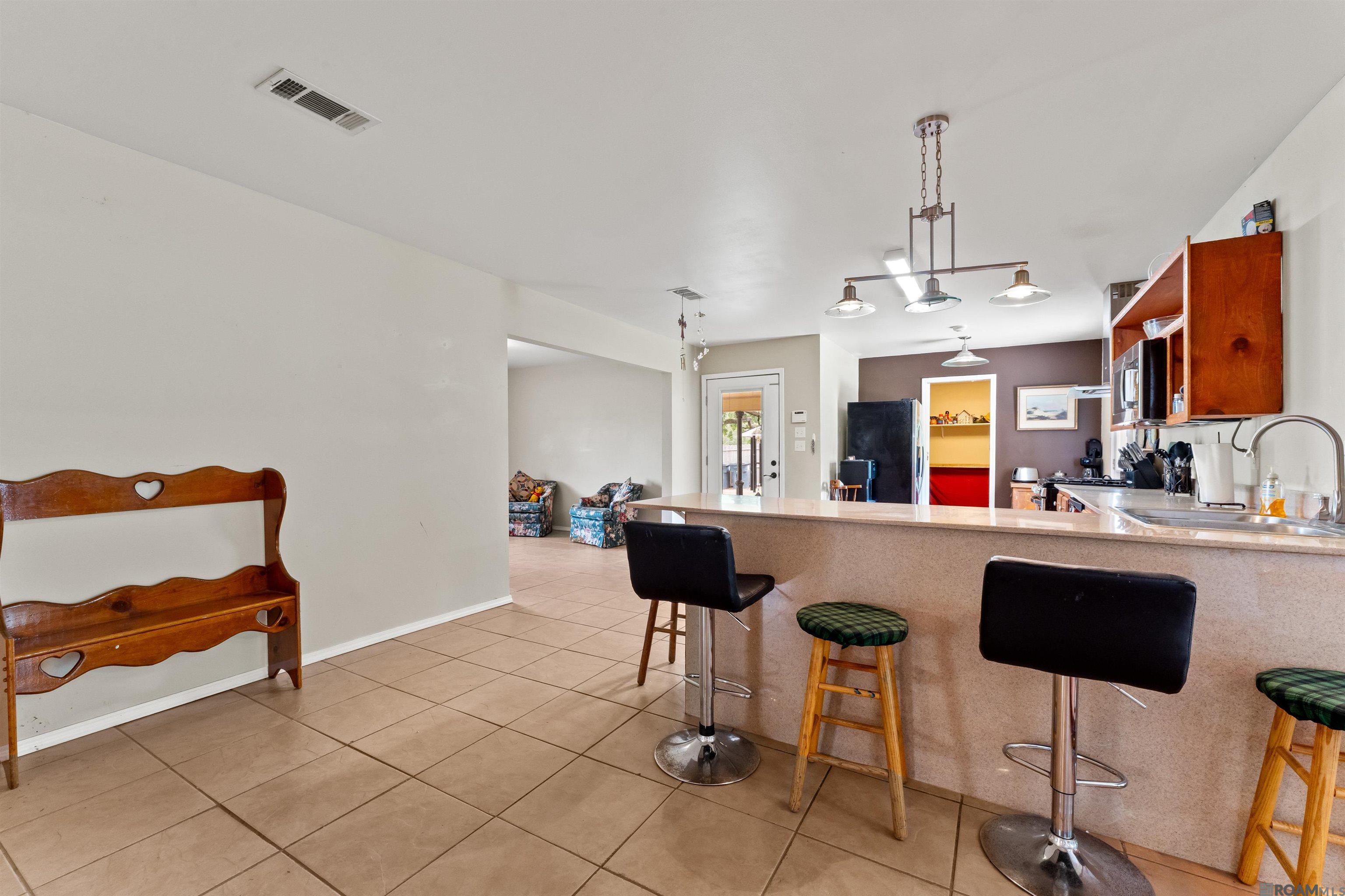 3182 Seracedar, Baton Rouge, LA, 70816