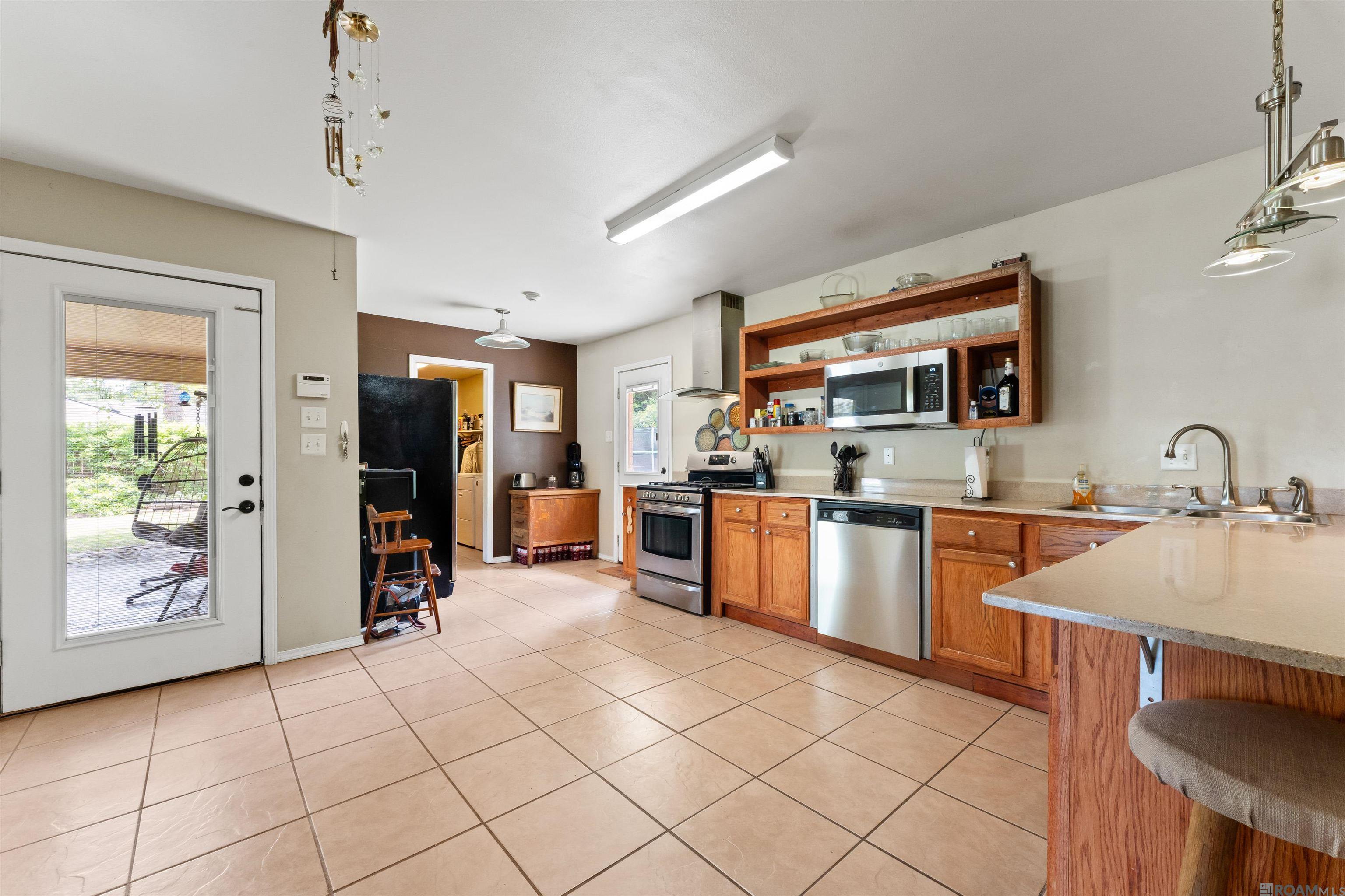 3182 Seracedar, Baton Rouge, LA, 70816