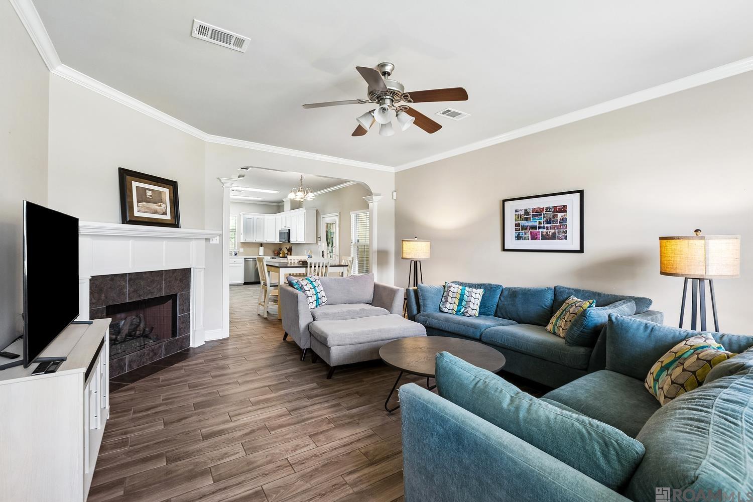 38237 Mindi Ct, Gonzales, LA, 70737