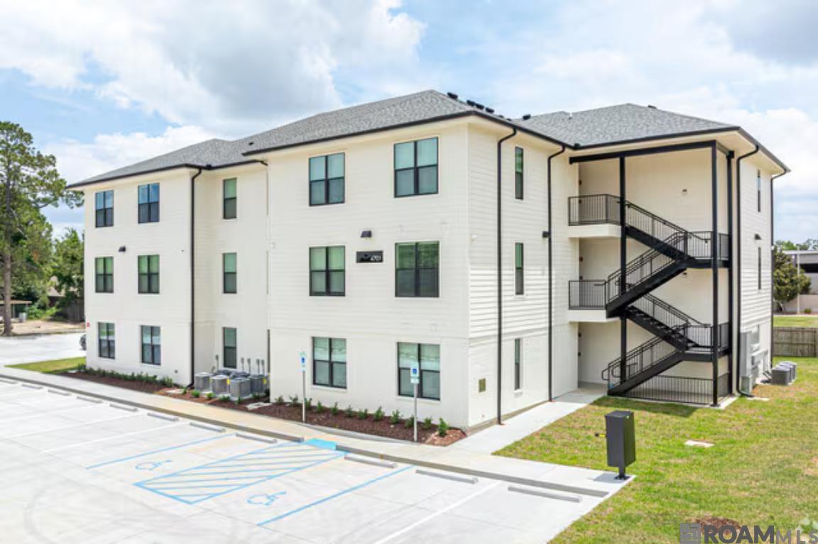 4747 Southpark Dr, Baton Rouge, LA, 70816