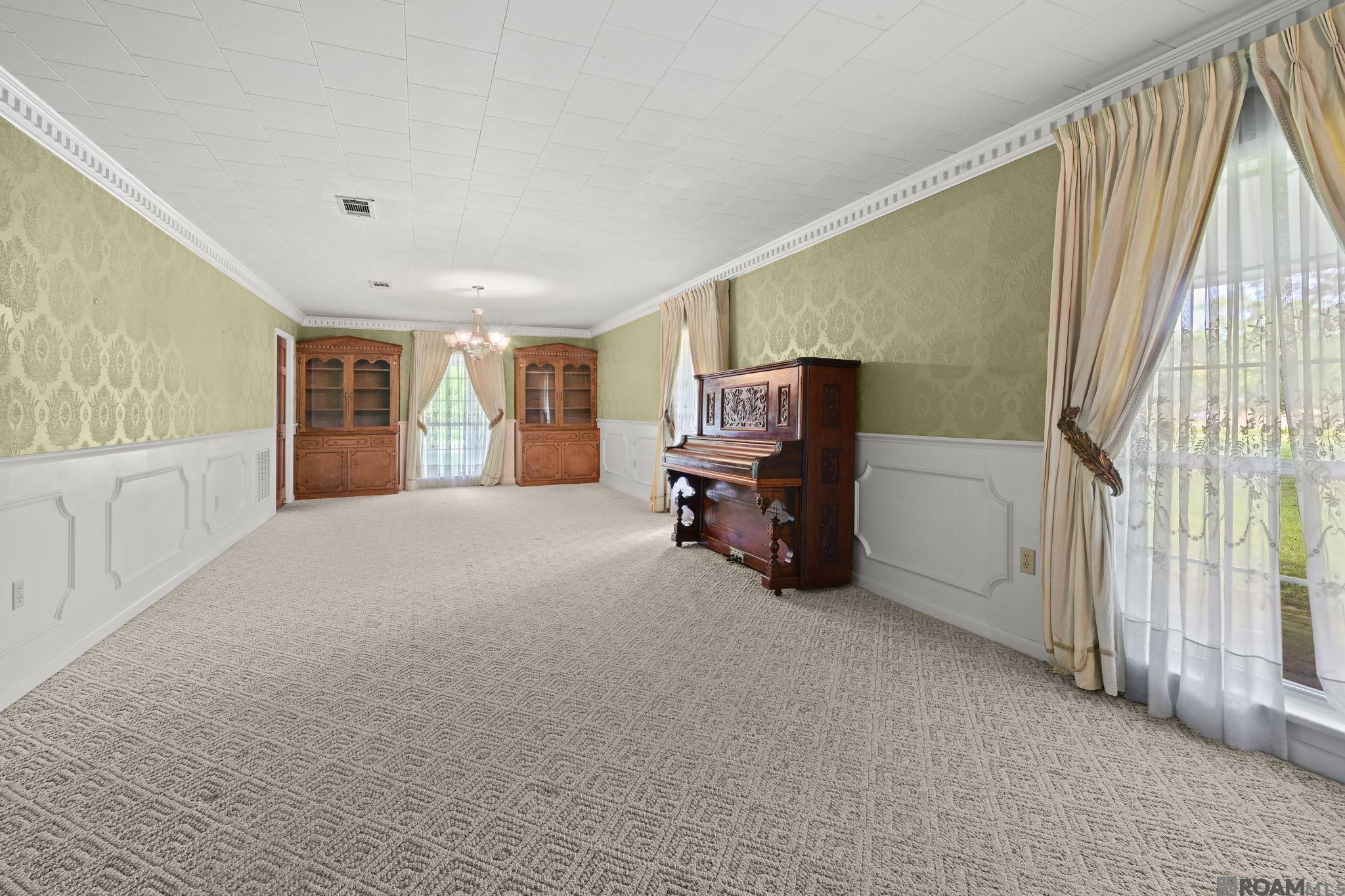 38517 La Hwy 74, Gonzales, LA, 70737